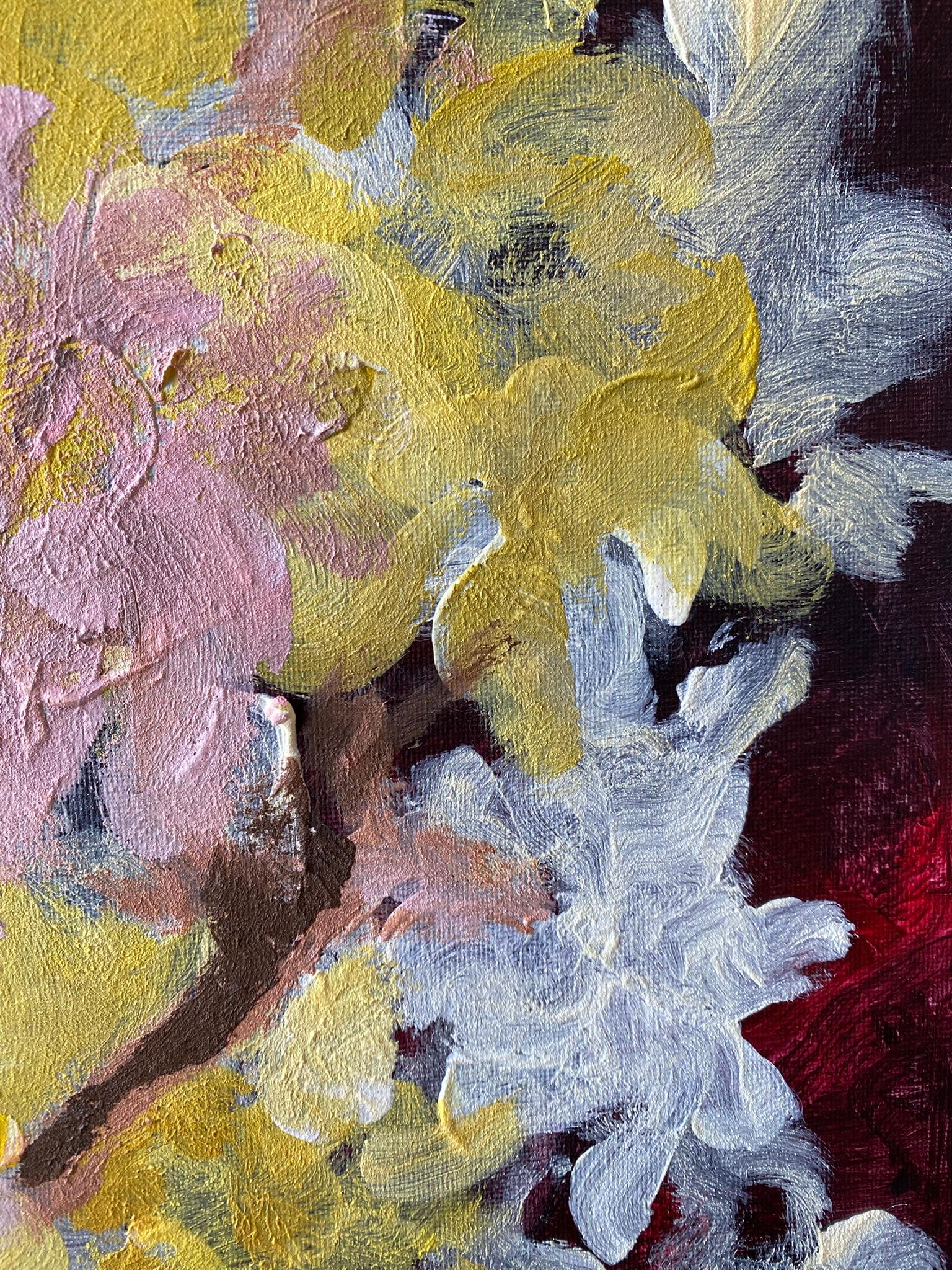 Jardin d'Hiver Series è l'ultima collezione di Shizico Yi, creata nel suo studio invernale mentre desiderava l'estate lasciata alle spalle. Riflettendo sulle vivaci giornate trascorse a dipingere en plein air, rivisita la Collectional di dalie e