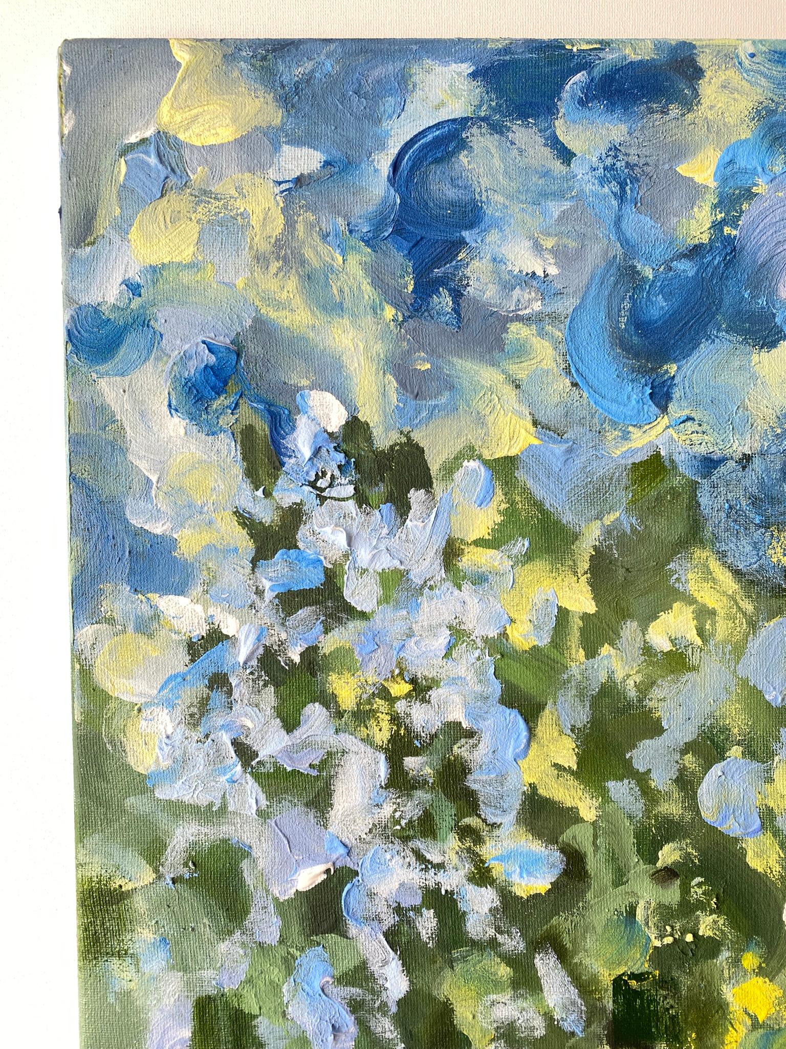 Die Sunset Song Series ist eines der ikonischsten Werke der kommenden Einzelausstellung Modern Ancient, GSY Studio Gallery, UK, 2025 - eine leuchtende neue Kollektion, die wir mit großer Freude präsentieren.

Shizico Yi malte viele Abende lang