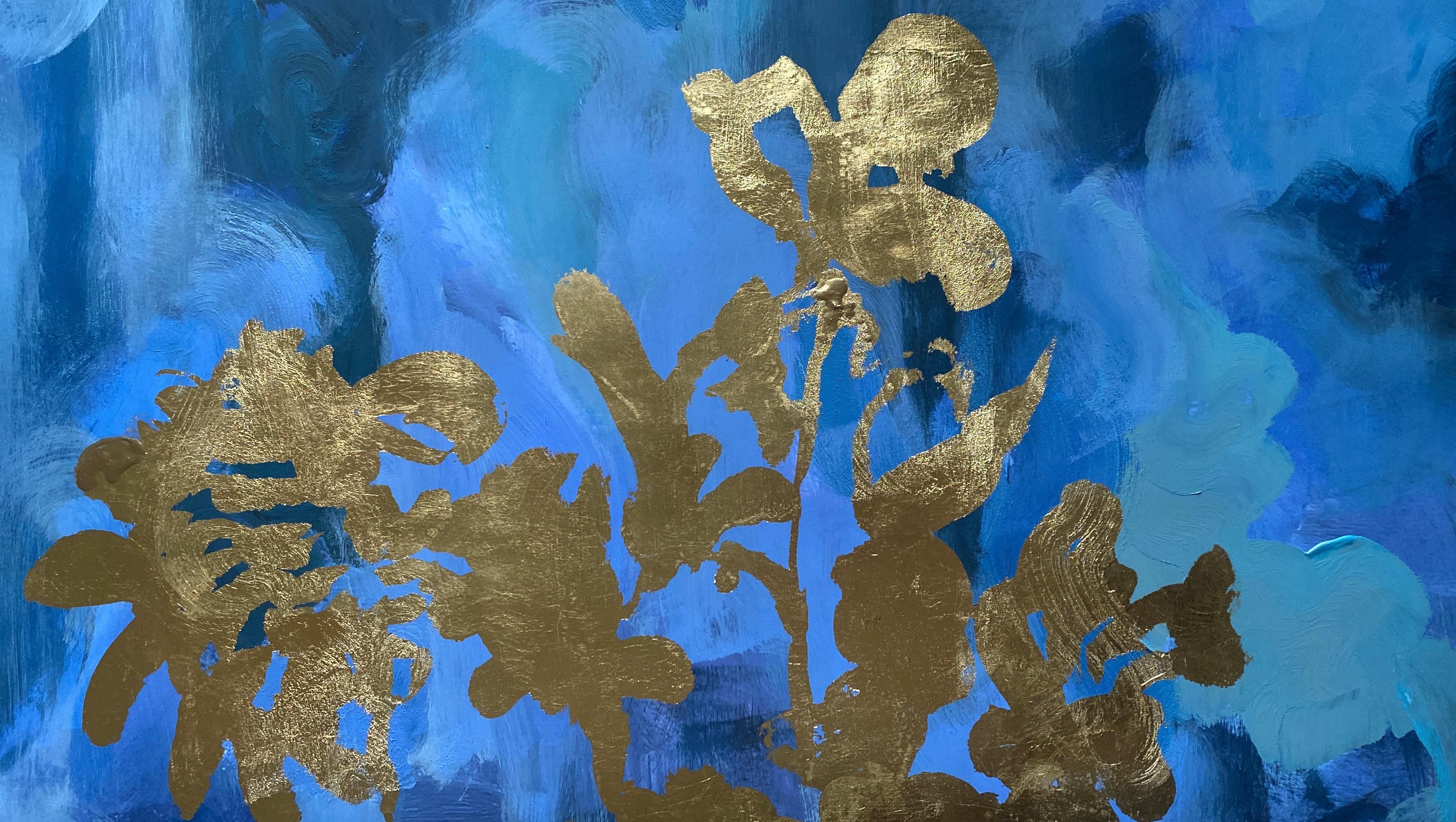 August Moon - Épreuve d'artiste en un exemplaire - Peint à la main - Artistique britannique primé - Feuille d'or - Print de Shizico Yi