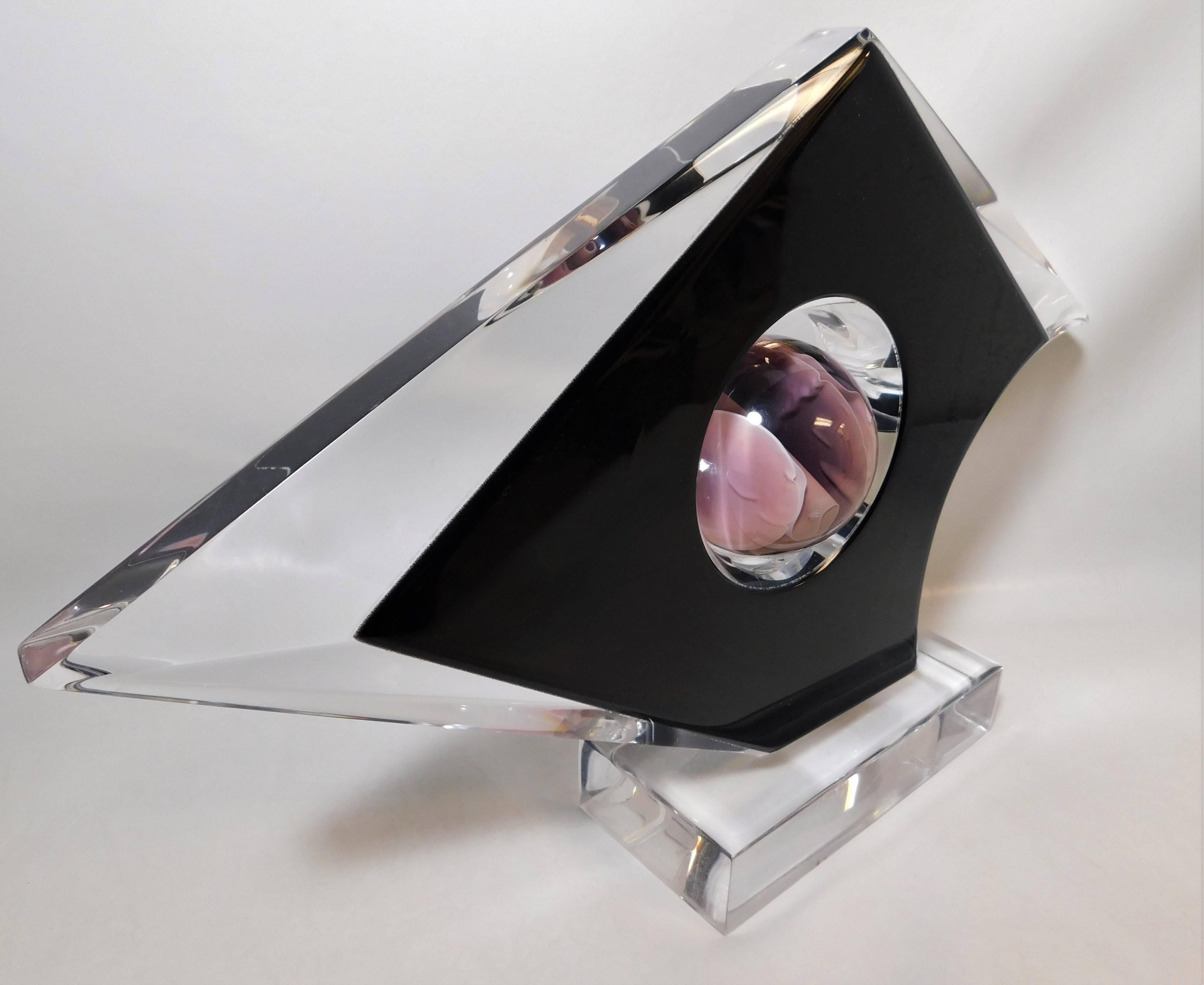 Shlomi Haziza Mid-Century Modern Abstract Lucite Sculpture In Good Condition For Sale In Hamilton, Ontario