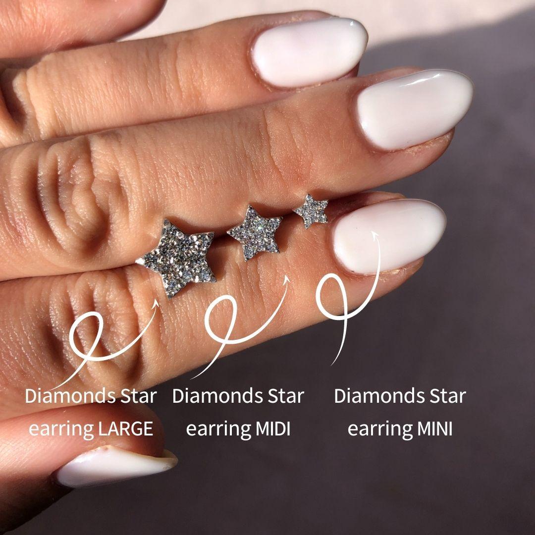 Art Deco 0.08 Carat Diamonds Mini Star Stud Earrings in 14 Karat Gold - Shlomit Rogel For Sale