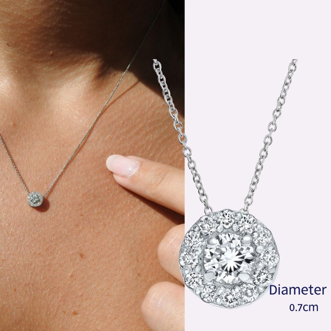 0,19 Karat Diamanten Mini-Halo-Anhänger aus 14 Karat Weißgold – Shlomit Rogel Damen im Angebot