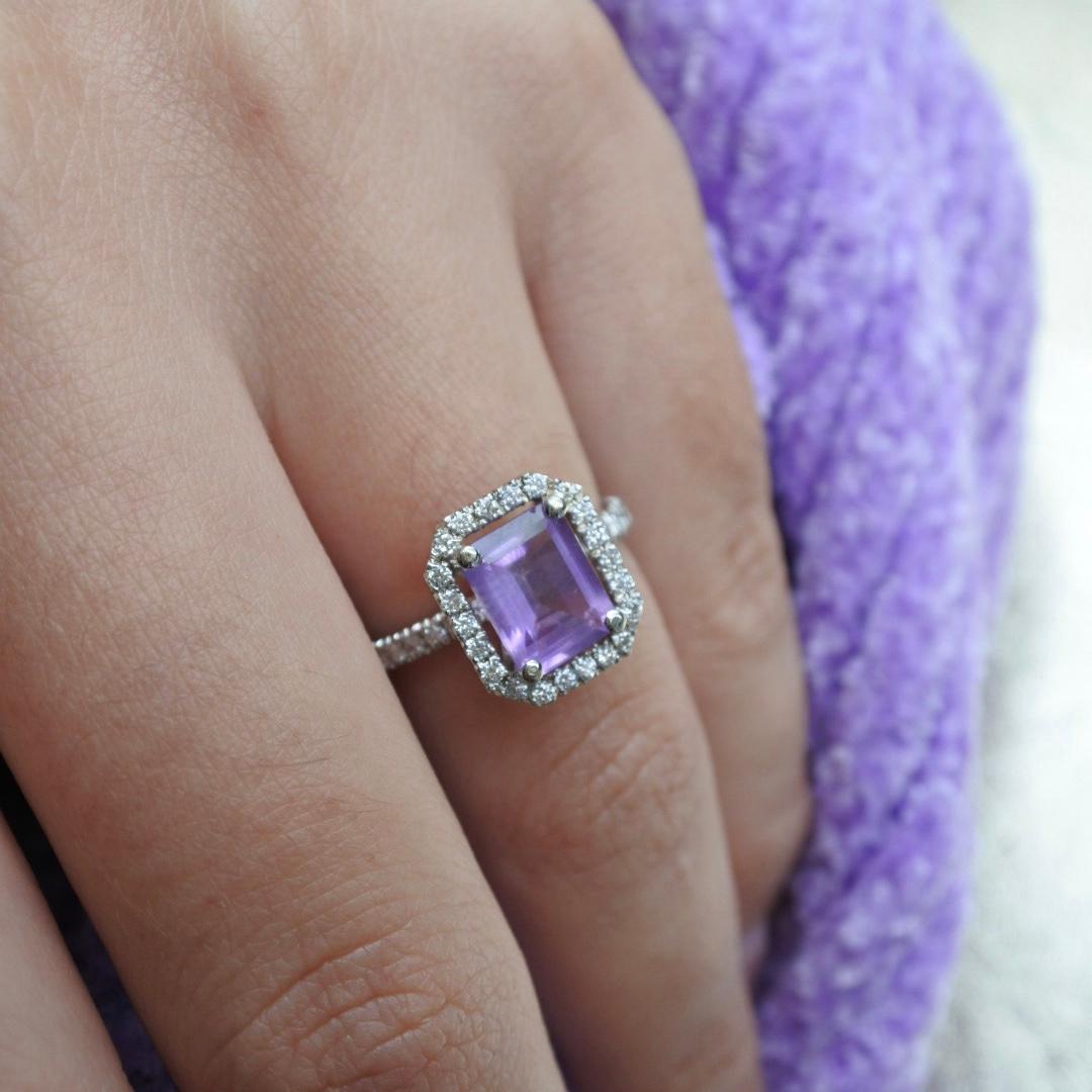 1.65 Carat Emerald Cut Amethyst and Diamonds Ring in White Gold - Shlomit Rogel For Sale 3