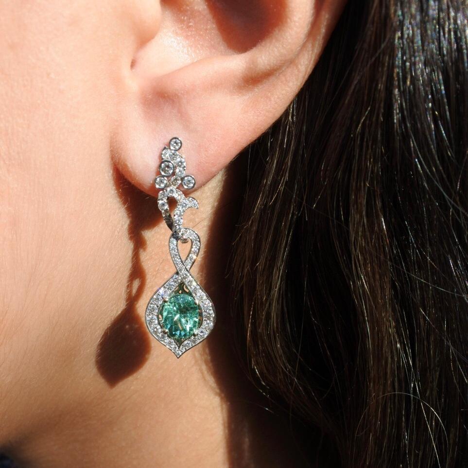 Oval Cut 4.70 Carat Emerald and Diamonds Royalty Earrings 18 Karat Gold - Shlomit Rogel