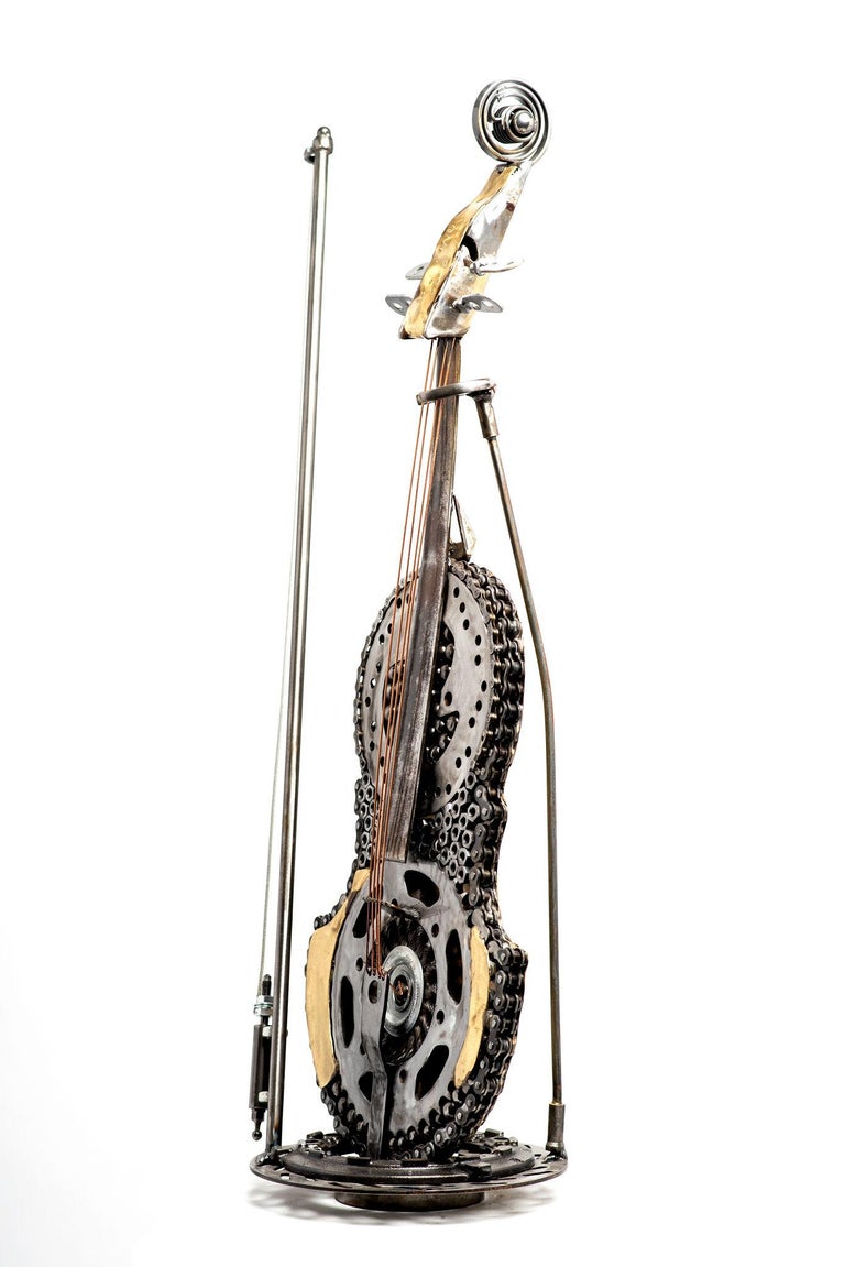 Shmulik Shmulik, Violin sculpture, Musical instrument, recycled