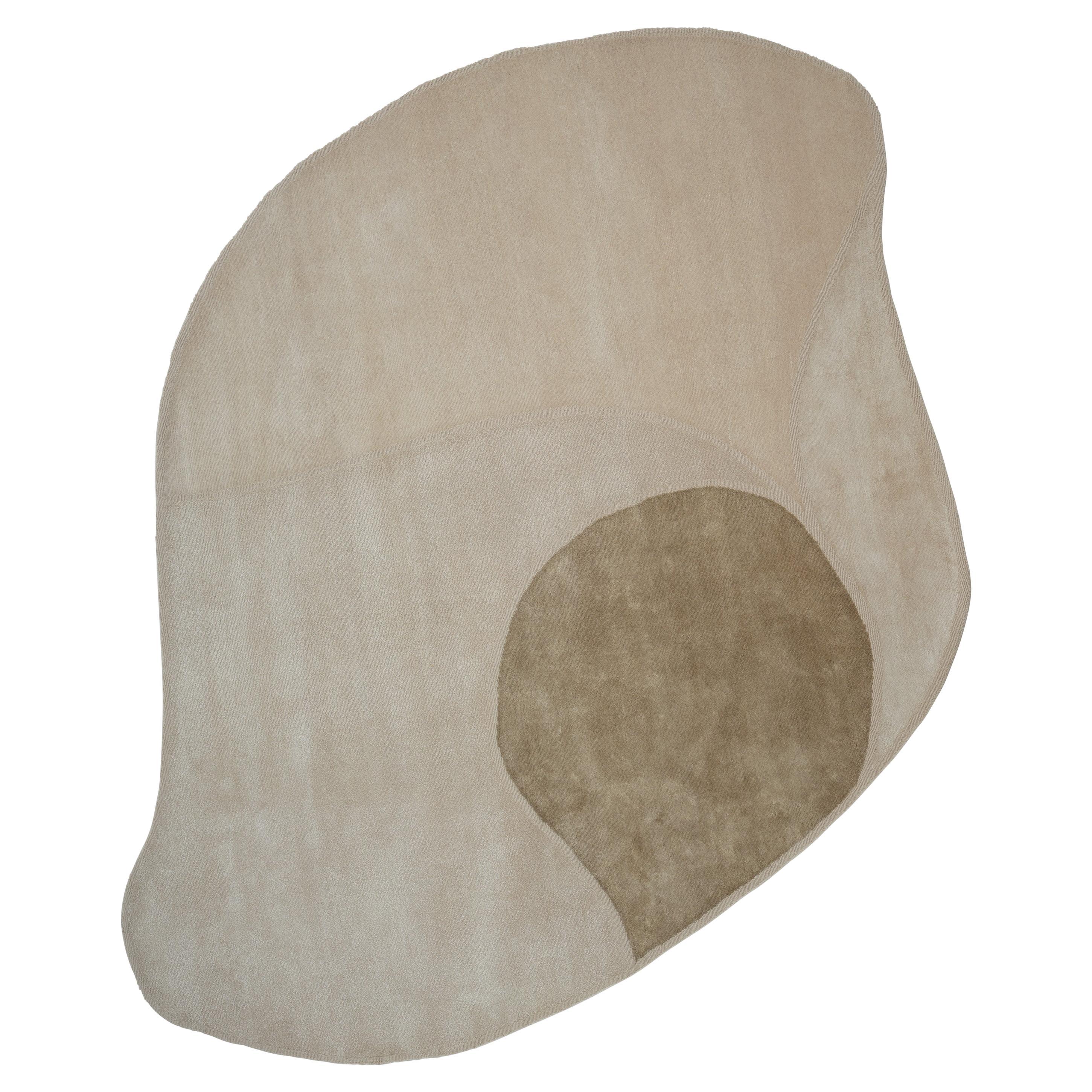 'Shoal Dream' Handgefertigter Teppich von Linie Design, Watertopia, 240 cm, Wolle & Seide im Angebot
