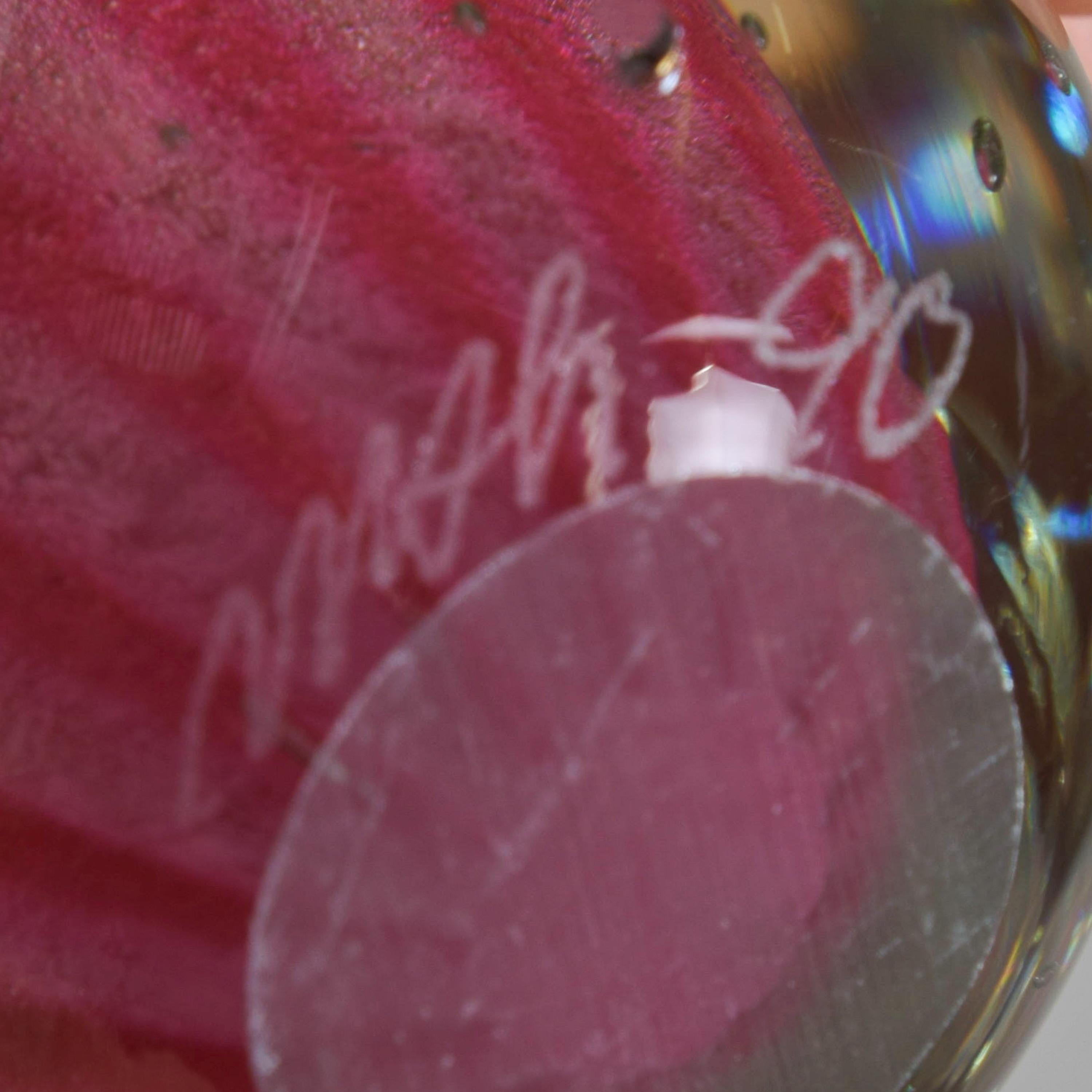 Schockierend rosa Briefbeschwerer Kunstglas Ei gesteuert Blase Tapio Wirkkala Stil im Angebot 2