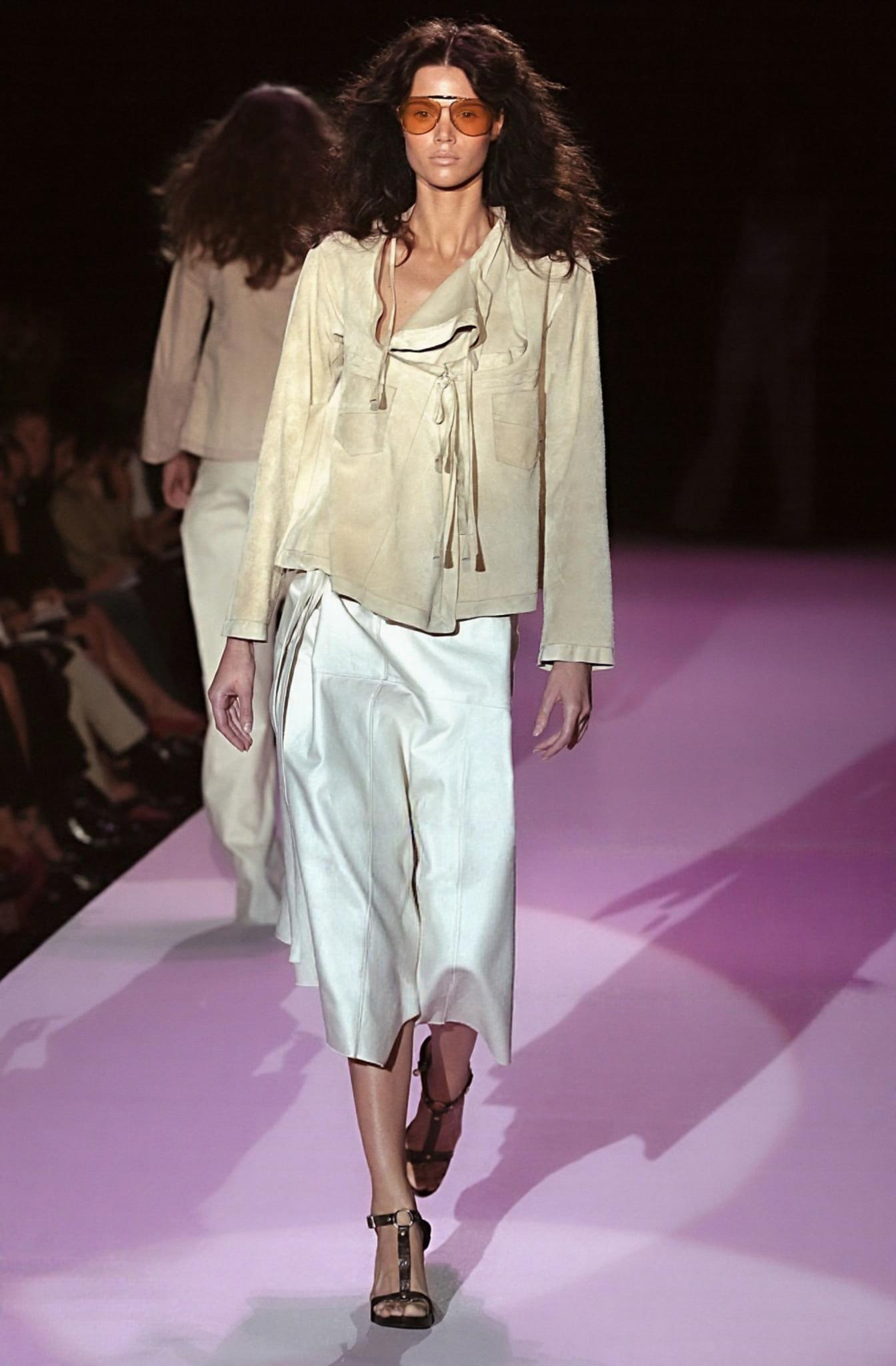 Veste Tom Ford for Gucci 2002 avec étiquette Taille 40, très neuve Pour femmes en vente