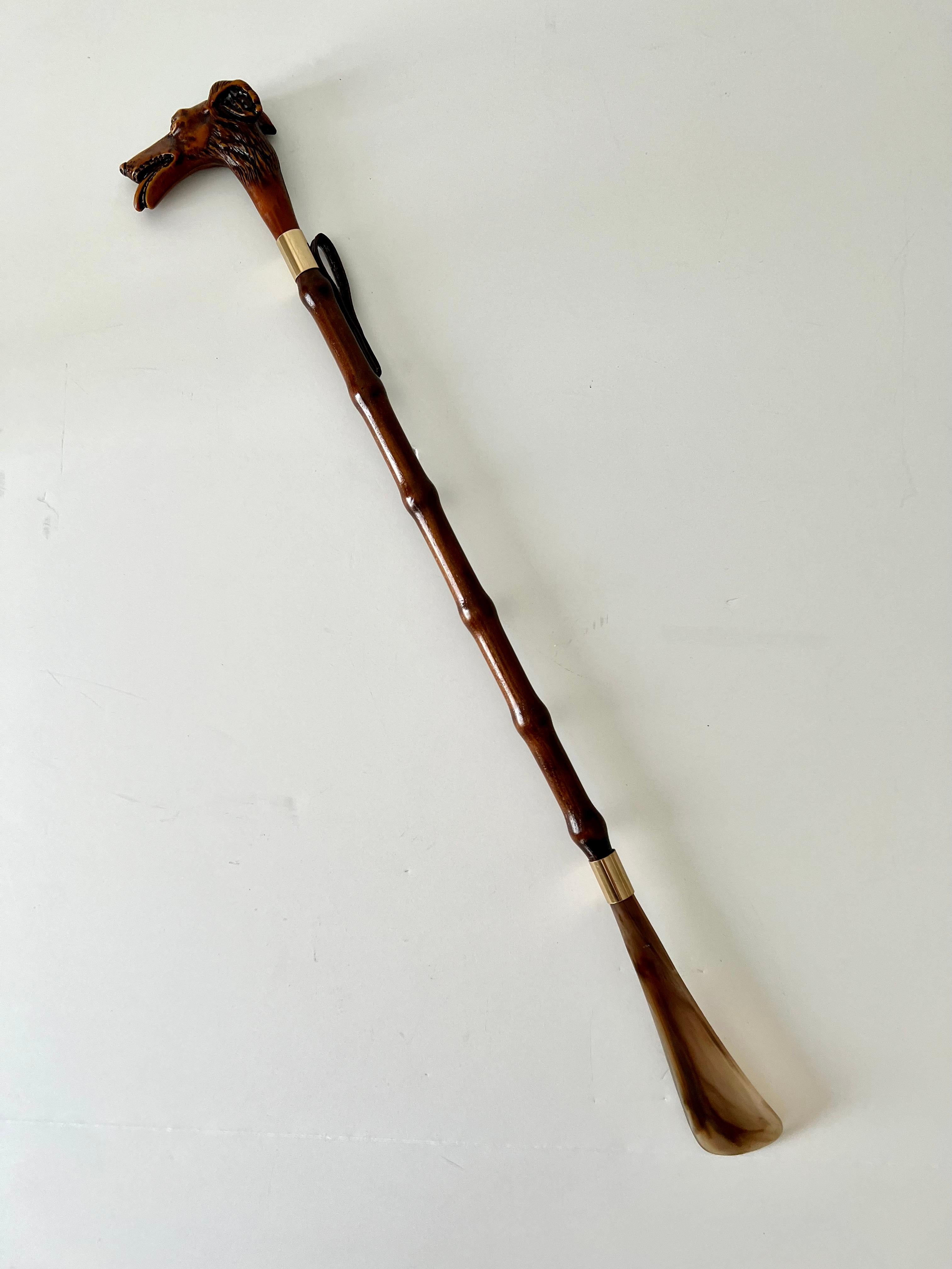 Shoe Horn with Dog Face and Extended Bamboo Handle In Good Condition In Los Angeles, CA