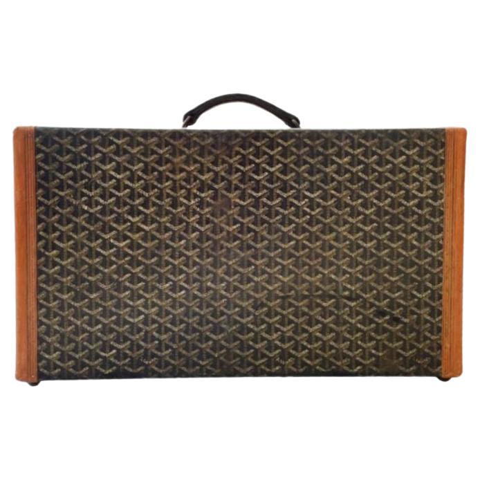 Shoe trunk For Sale