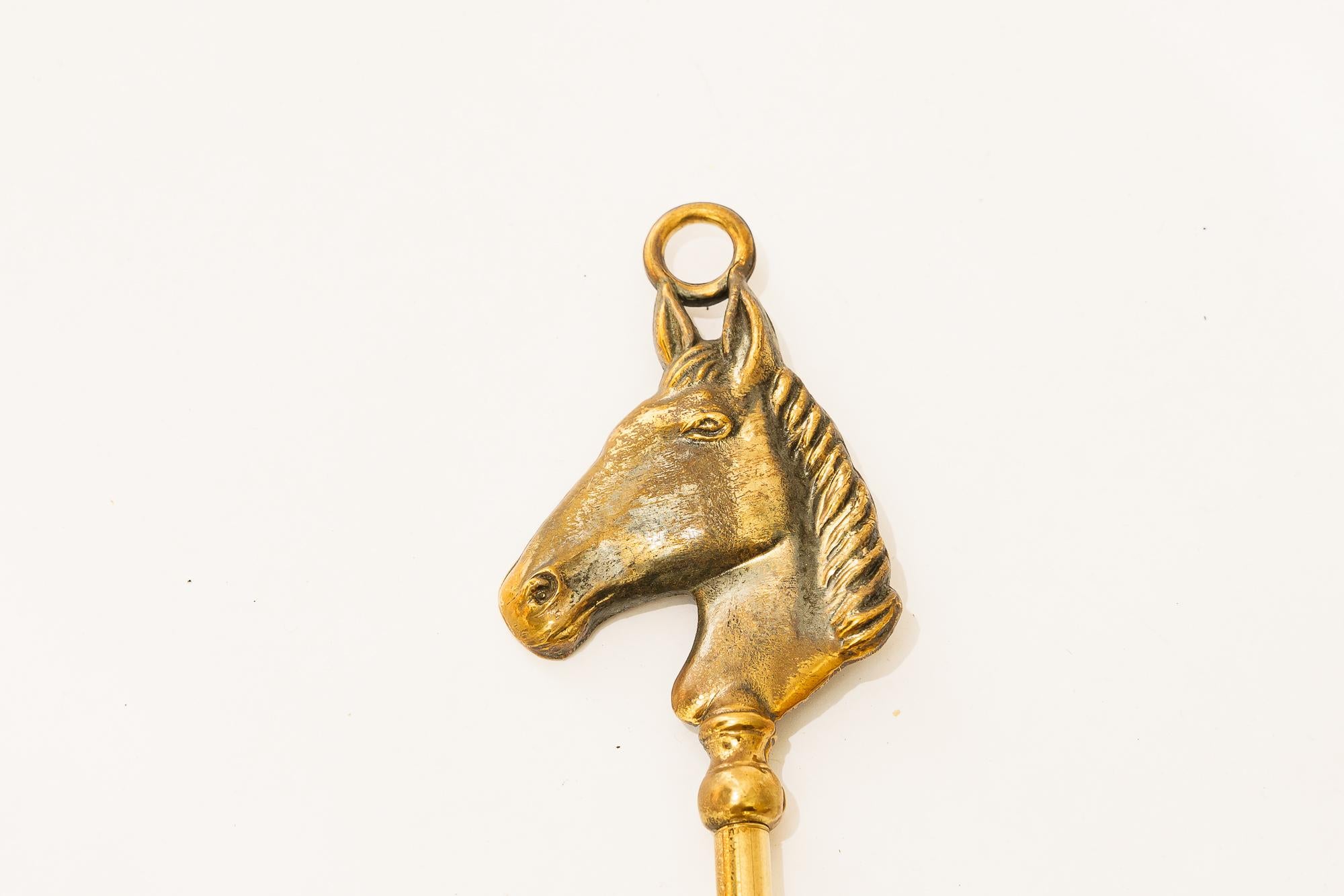 Chausse-pieds représentant une tête de cheval viennois vers les années 1950
Etat original