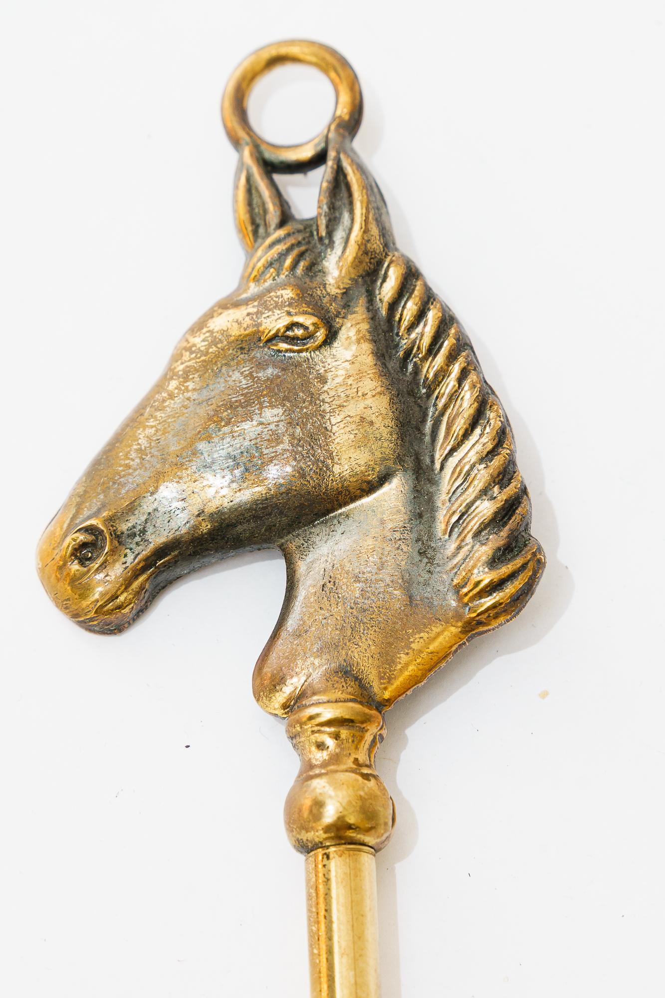 Autrichien Chausse-pieds représentant une tête de cheval viennois vers les années 1950 en vente