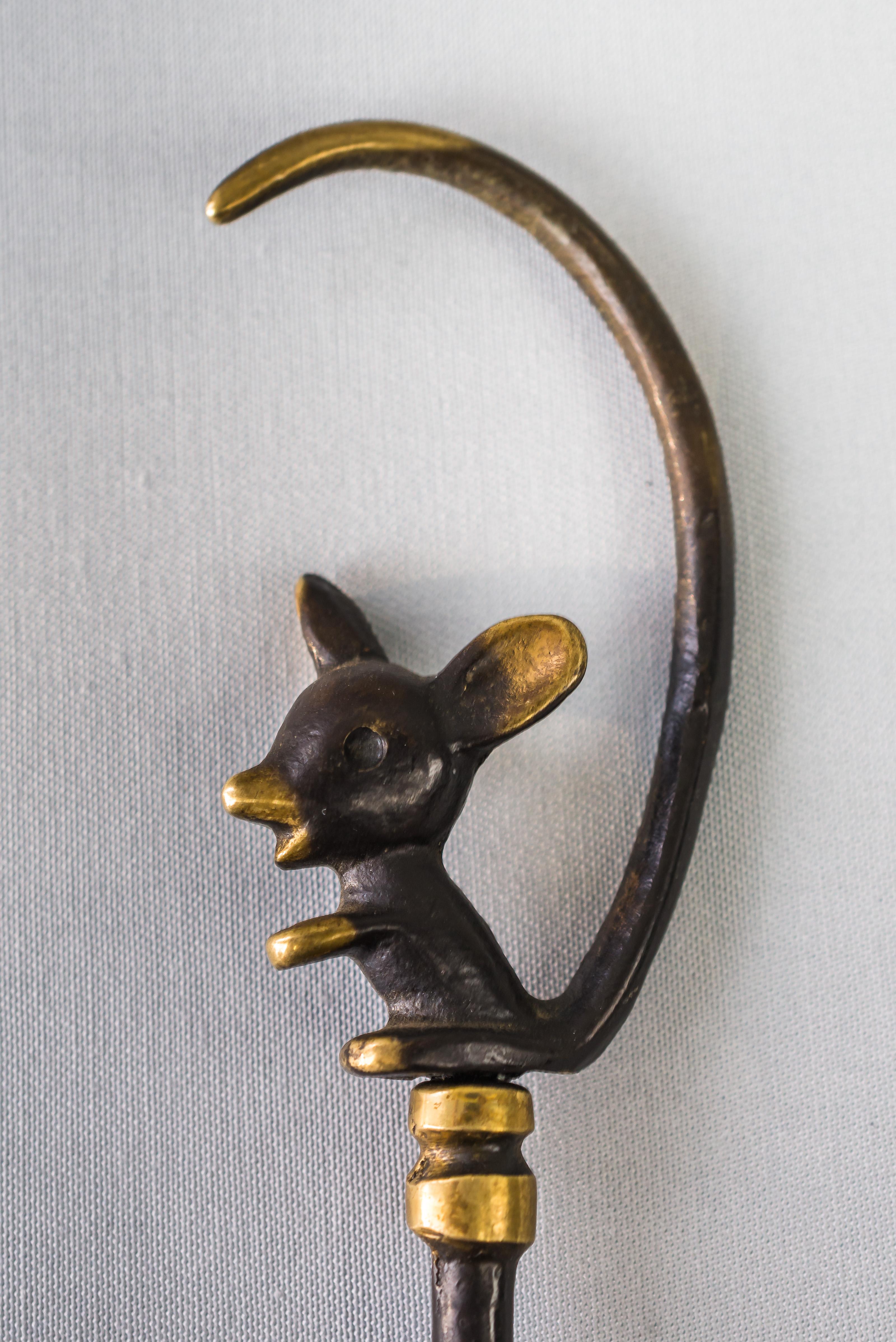 Mid-20th Century Shoehorn Shows a Mouse by Walter Bosse For Sale