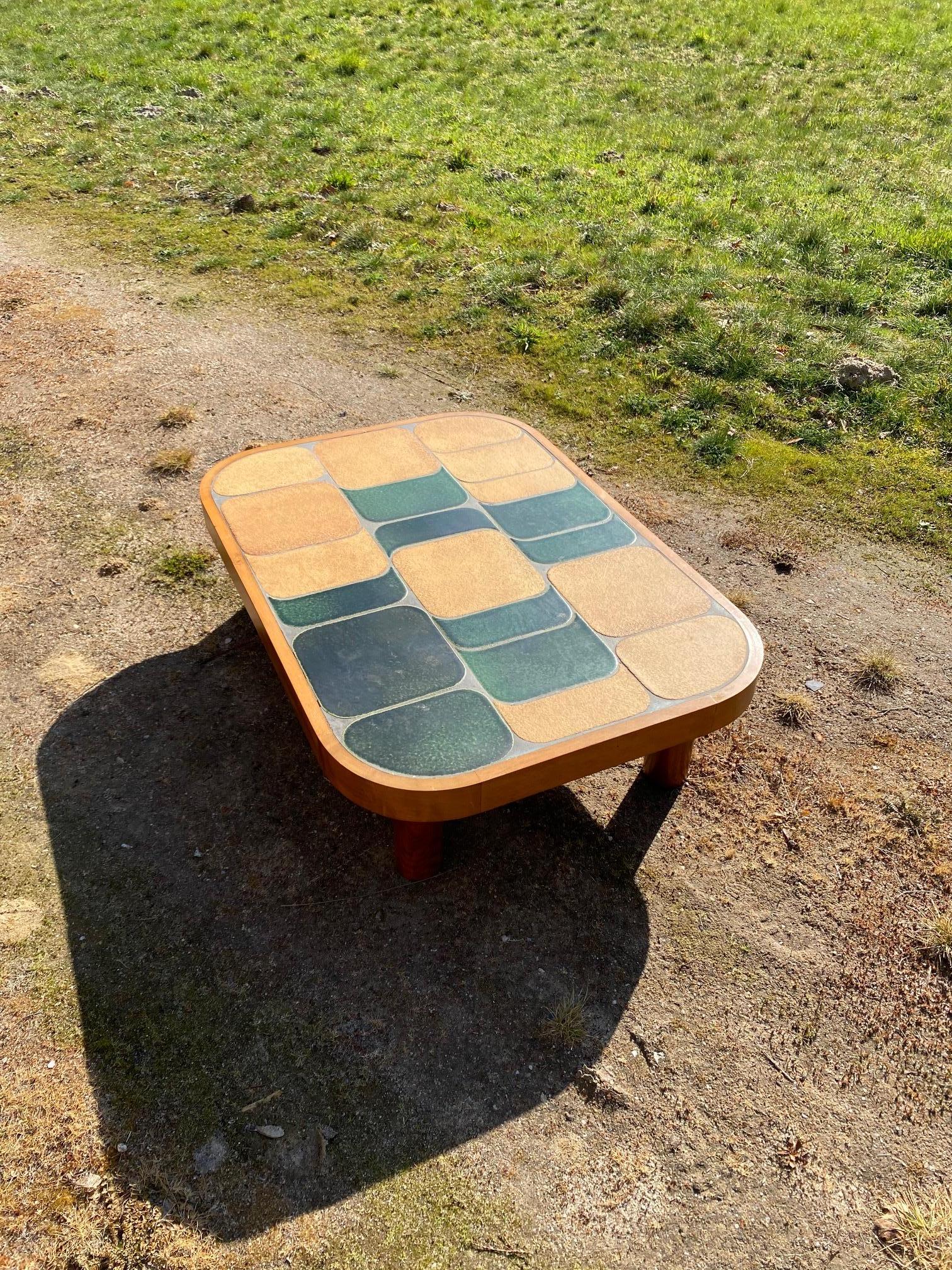 Français Table basse « Shogun » de Roger Capron, France, années 1960