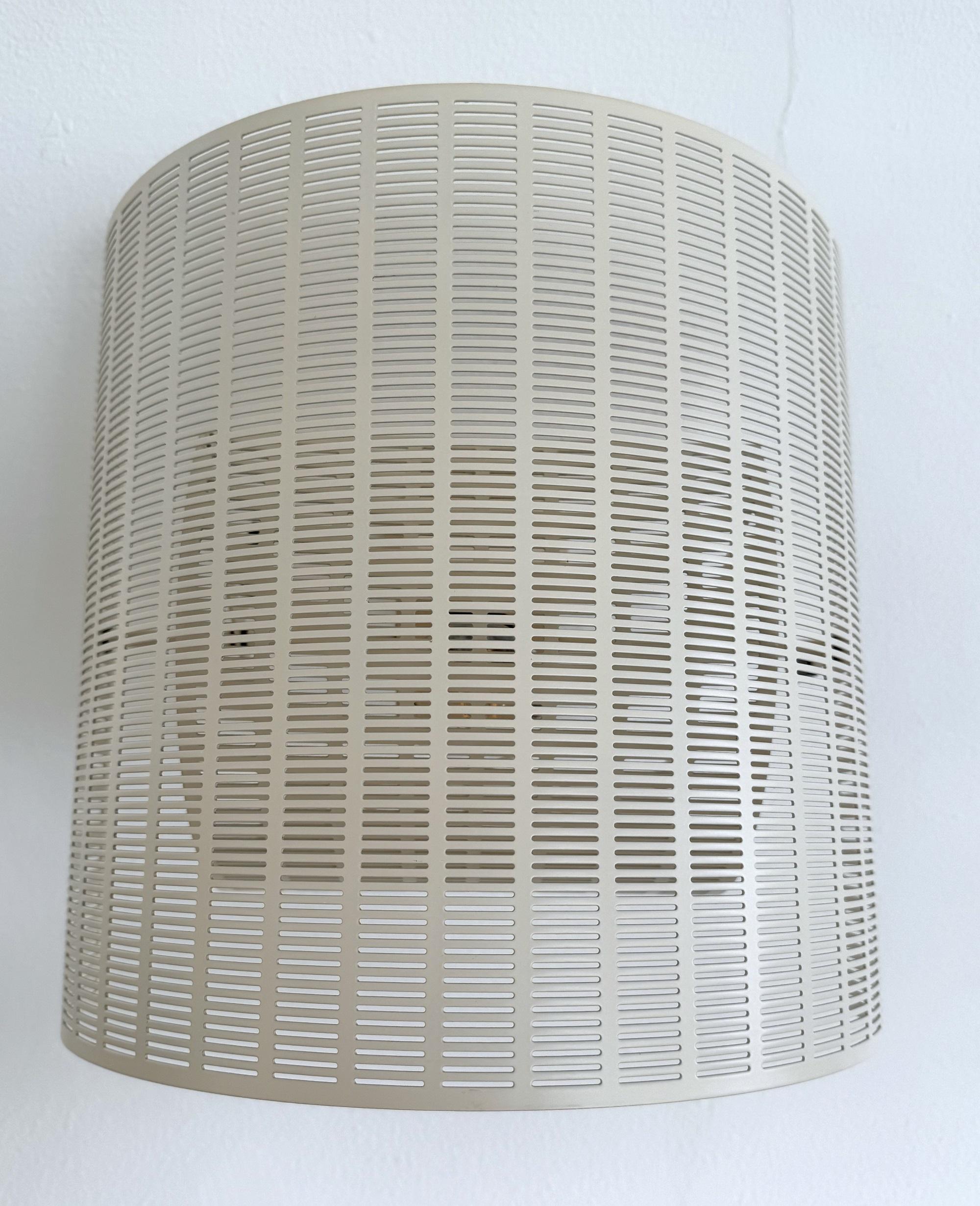 Shogun Wandleuchter von Mario Botta für Artemide Italien, 1986 (Metall) im Angebot