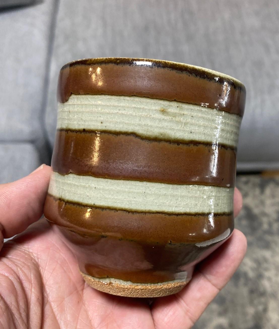 Stoneware Shoji Hamada Mingei Kakiyu Kaki Glaze Japanese Pottery Yunomi Teacup Signed Box For Sale