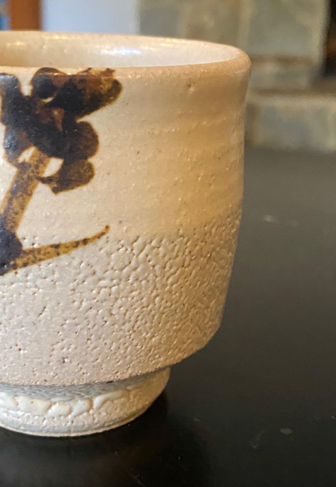 Giapponese Tazza da tè Yunomi in ceramica giapponese Shoji Hamada Mingei Nuka Glaze con scatola firmata in vendita
