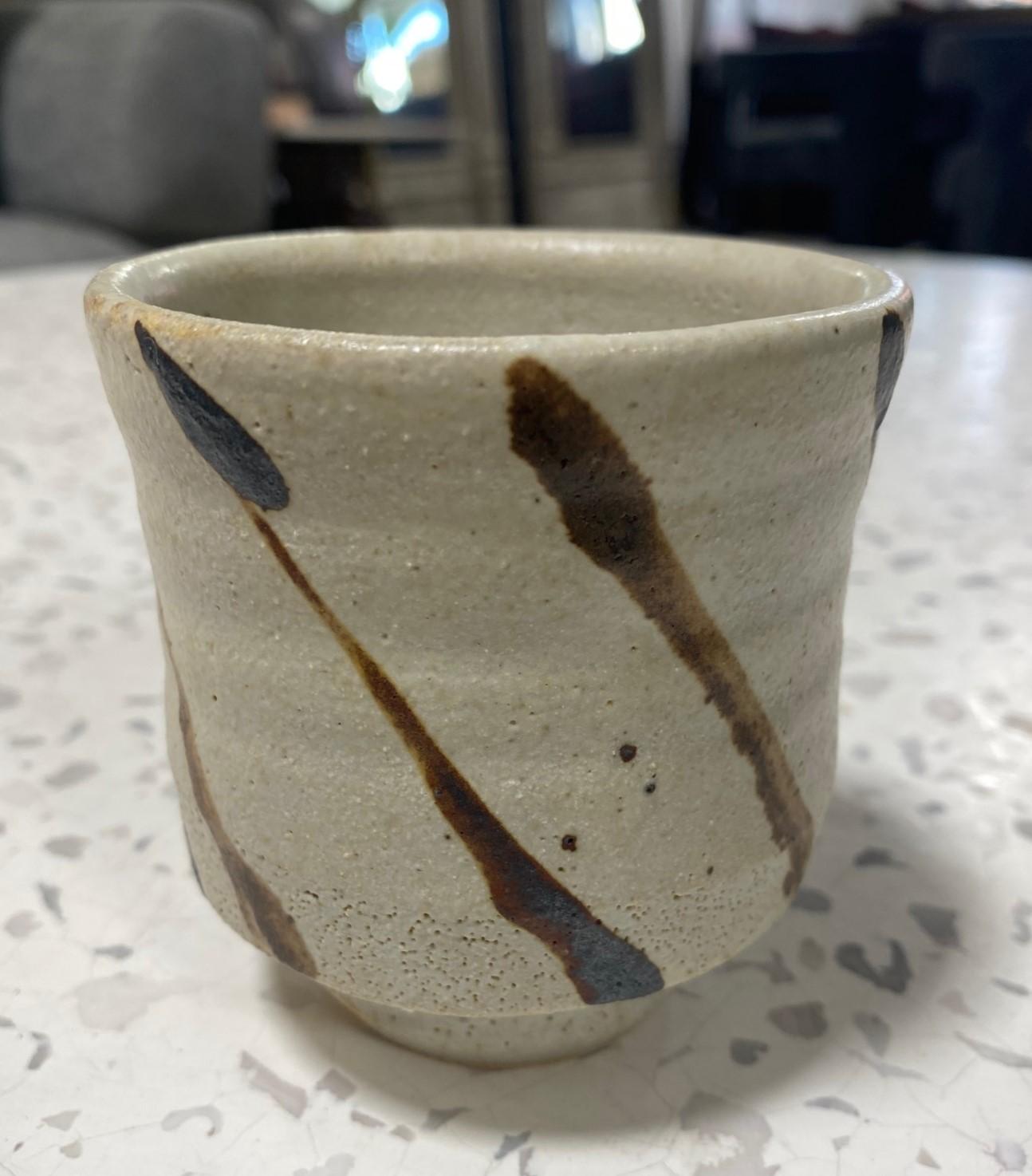20th Century Shoji Hamada Mingei Nuka Glaze Japanese Pottery Yunomi Teacup with Signed Box For Sale
