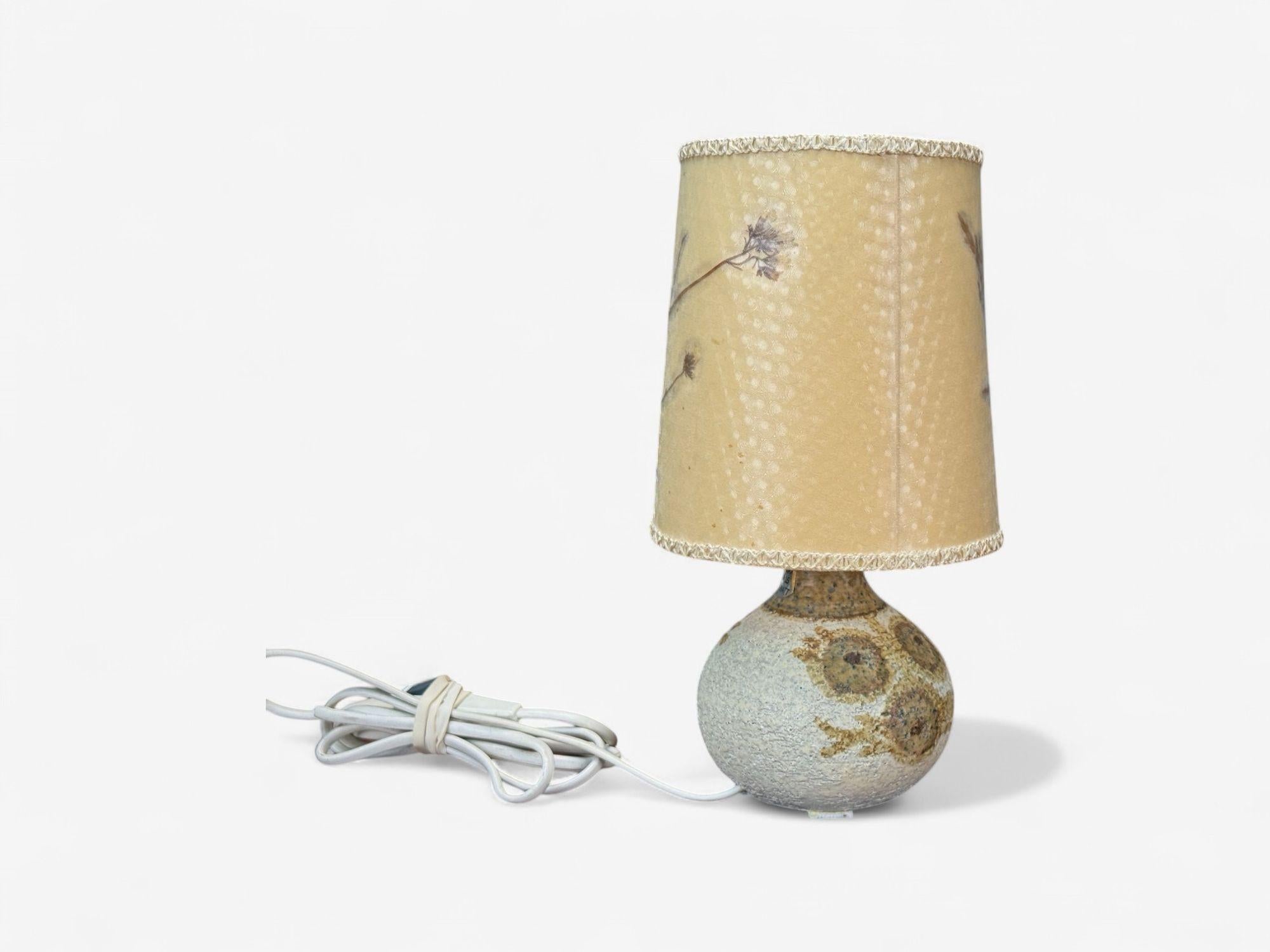 Søholm, Danish Modern, Stoneware, Small Table Lamp, Denmark, 1960s For Sale 2