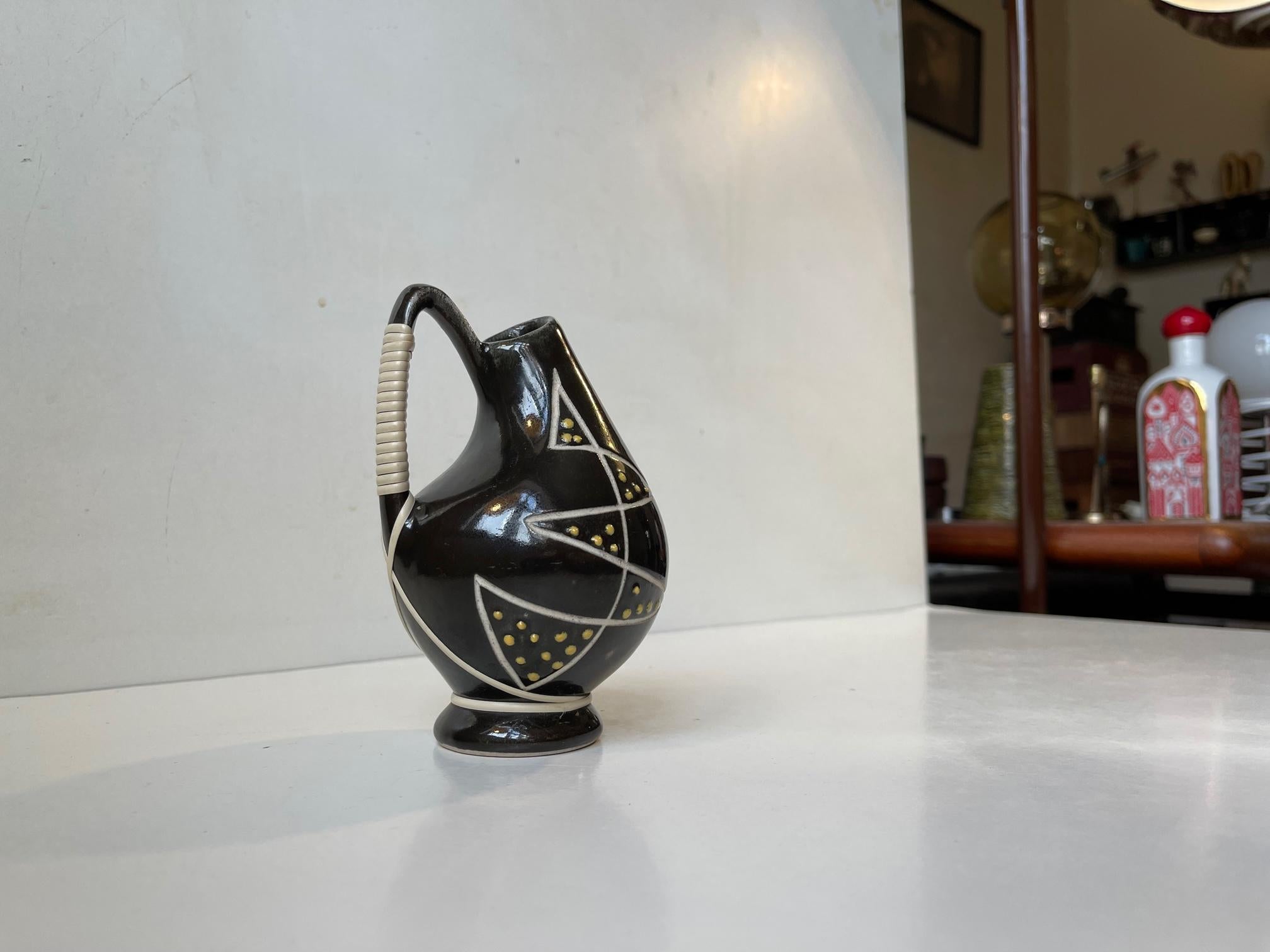 Mid-Century Modern Vase en céramique moderniste Søholm en glaçure noire, années 1950 en vente