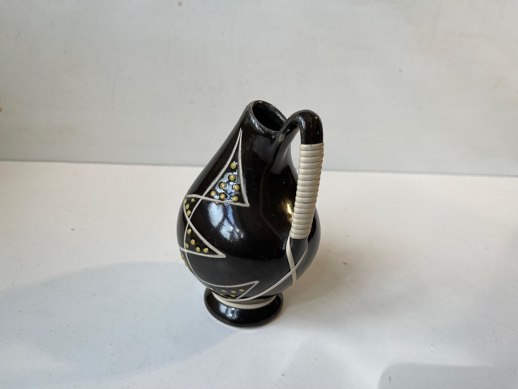 Danois Vase en céramique moderniste Søholm en glaçure noire, années 1950 en vente