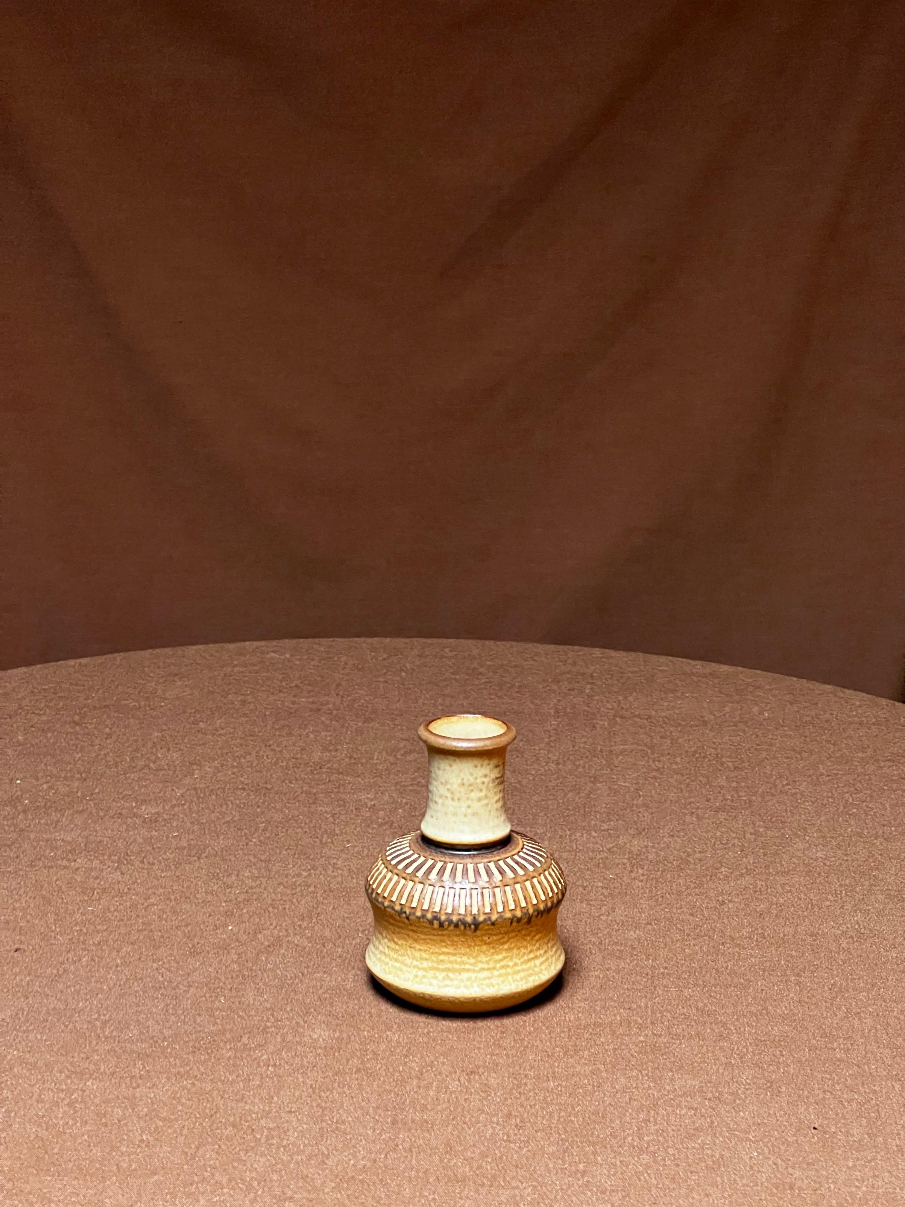 Søholm ceramic vase made of clay with various shades of colors. This is a very elegant vase from the  artist Joseph Simon. 


__________________________________________________________Søholm was founded by Edvard Christian Sonne and Herman Sonne
