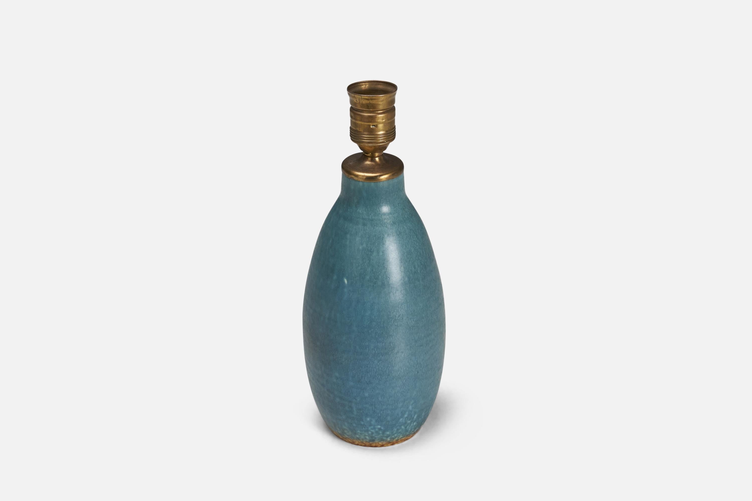 Søholm Keramik, Tischlampe, glasiertes blaues Steingut Messing Bornholm, Dänemark, 1960er Jahre (Dänisch) im Angebot