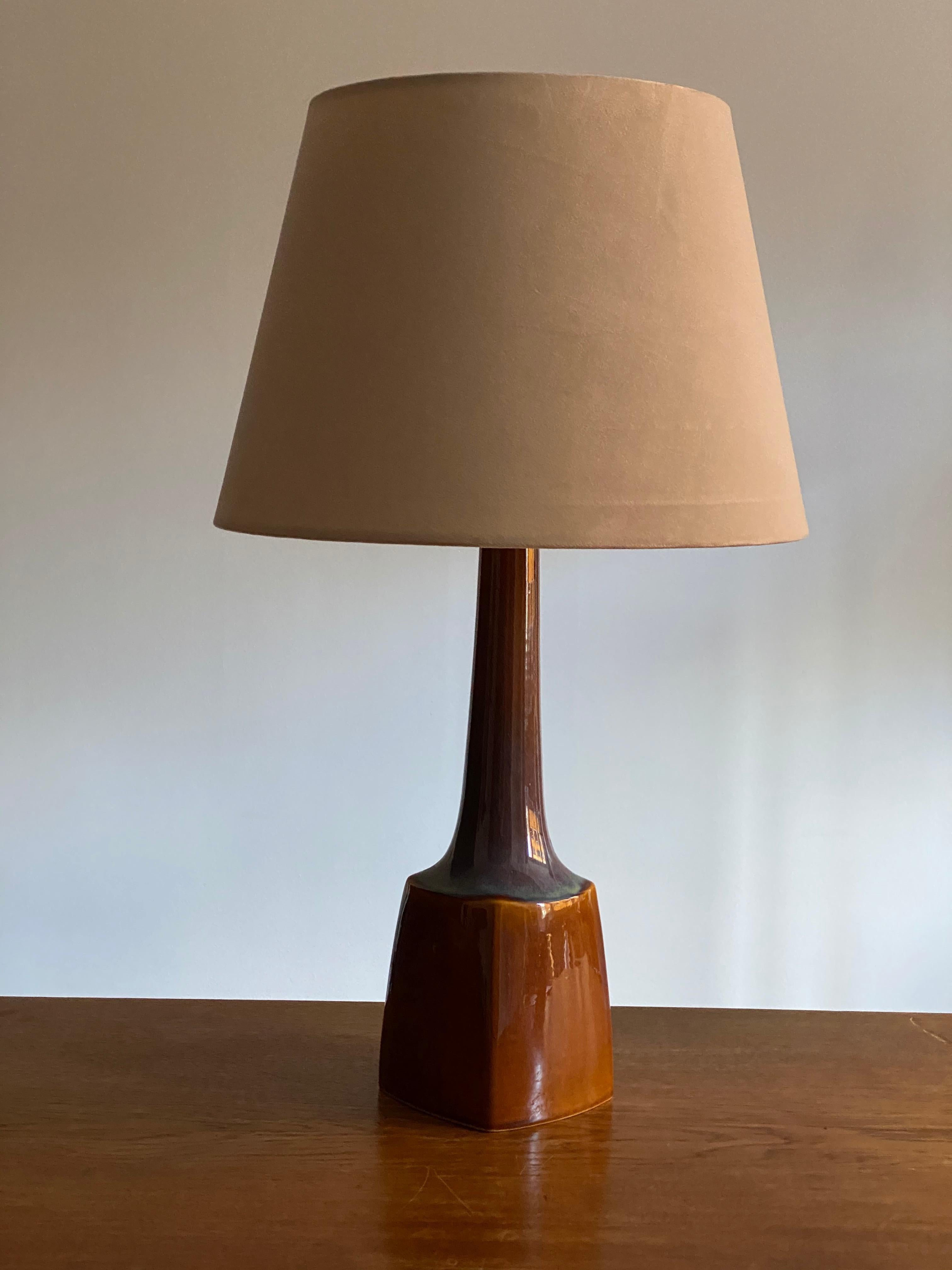 Mid-Century Modern Søholm Keramik, Table Lamp, Brown Glazed Stoneware Bornholm, Denmark, 1960s