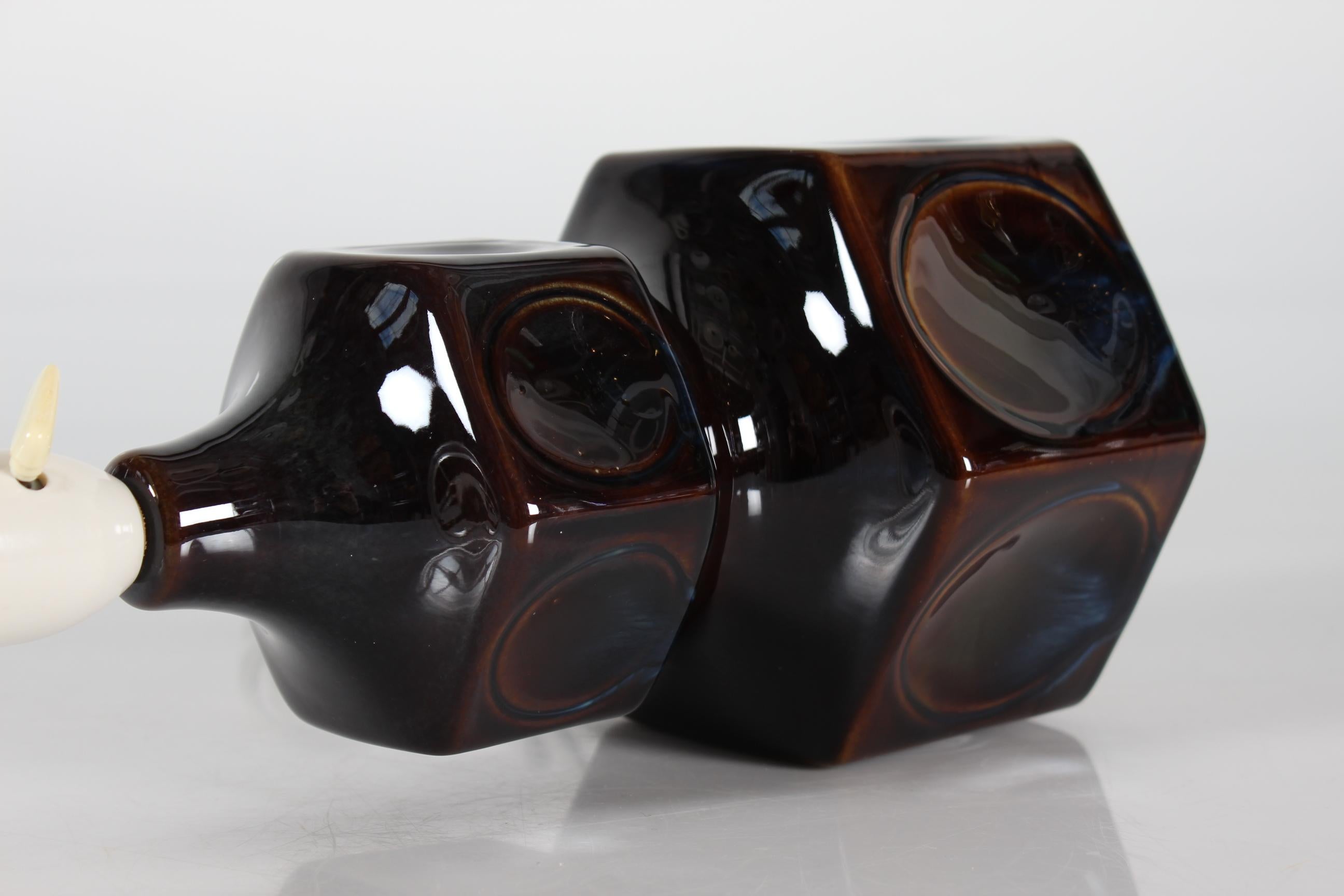 Søholm Sculptural Stoneware Table Lamp with Glossy Dark Glaze by Einar Johansen For Sale 1