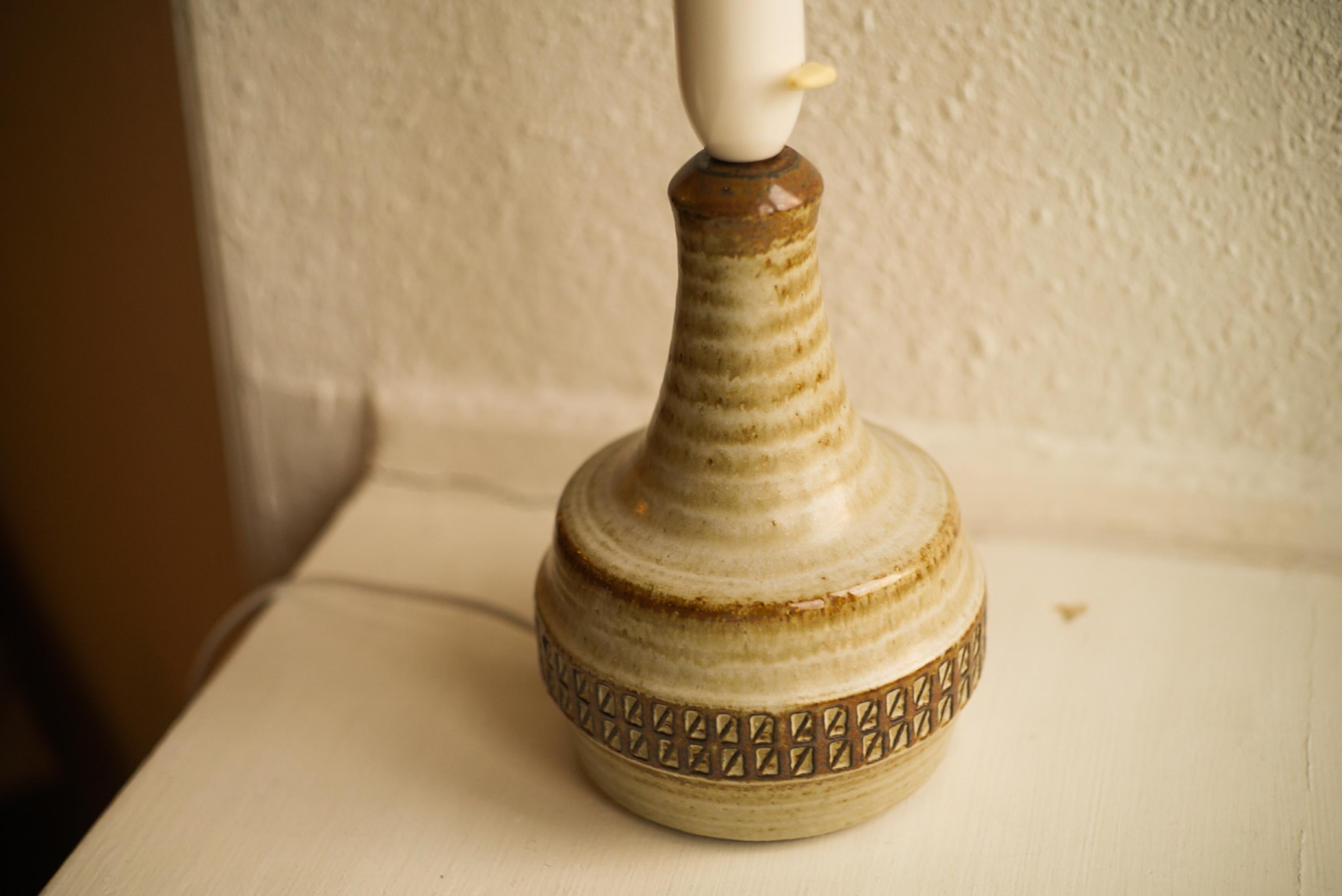 Sholm Stentj, lampe de table en cramique, Danemark, annes 1960 Bon état - En vente à Akashi -Shi, Hyogo