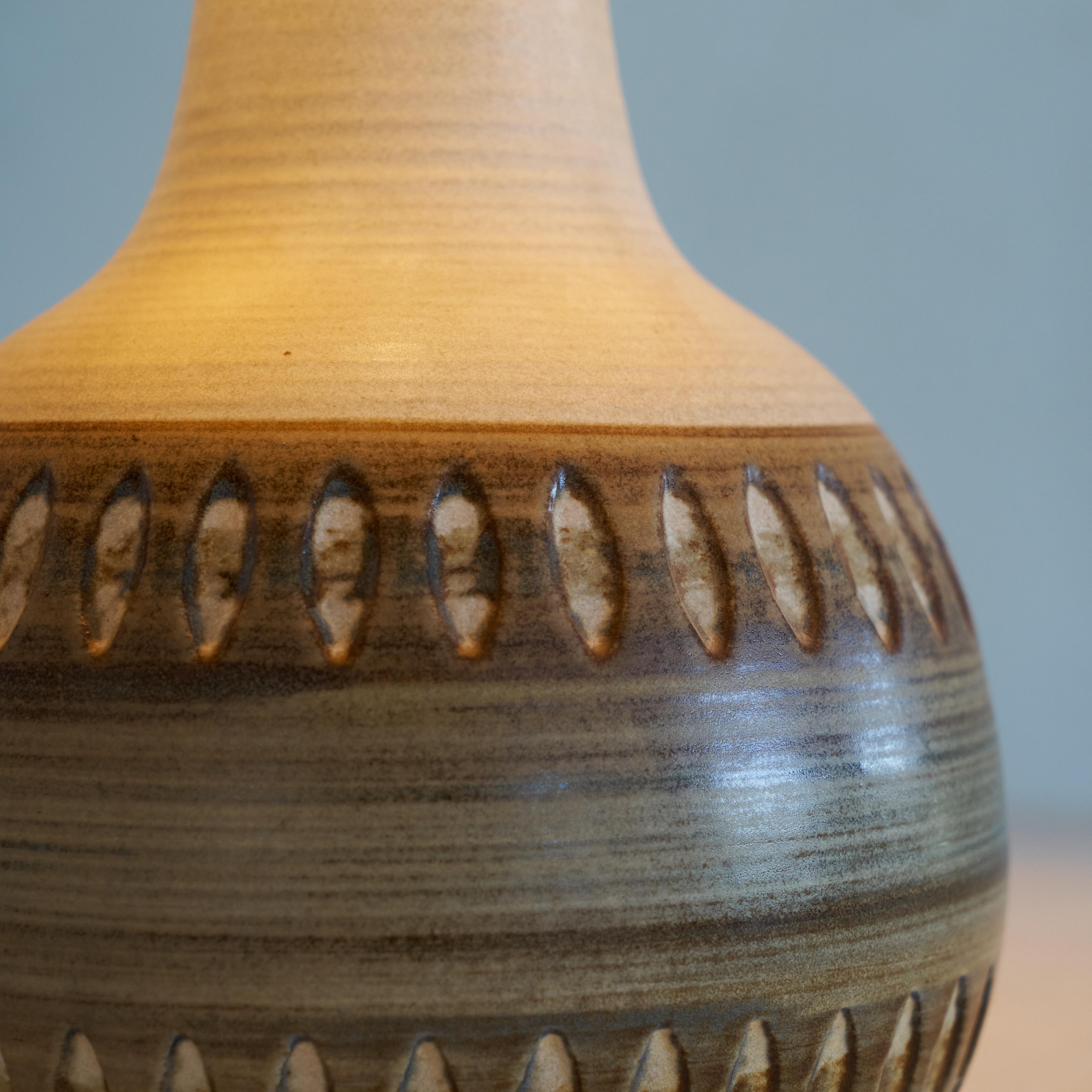 Mid-Century Modern Søholm Stentøj Danish Studio Pottery Table Lamp with Original Shade 1960s For Sale