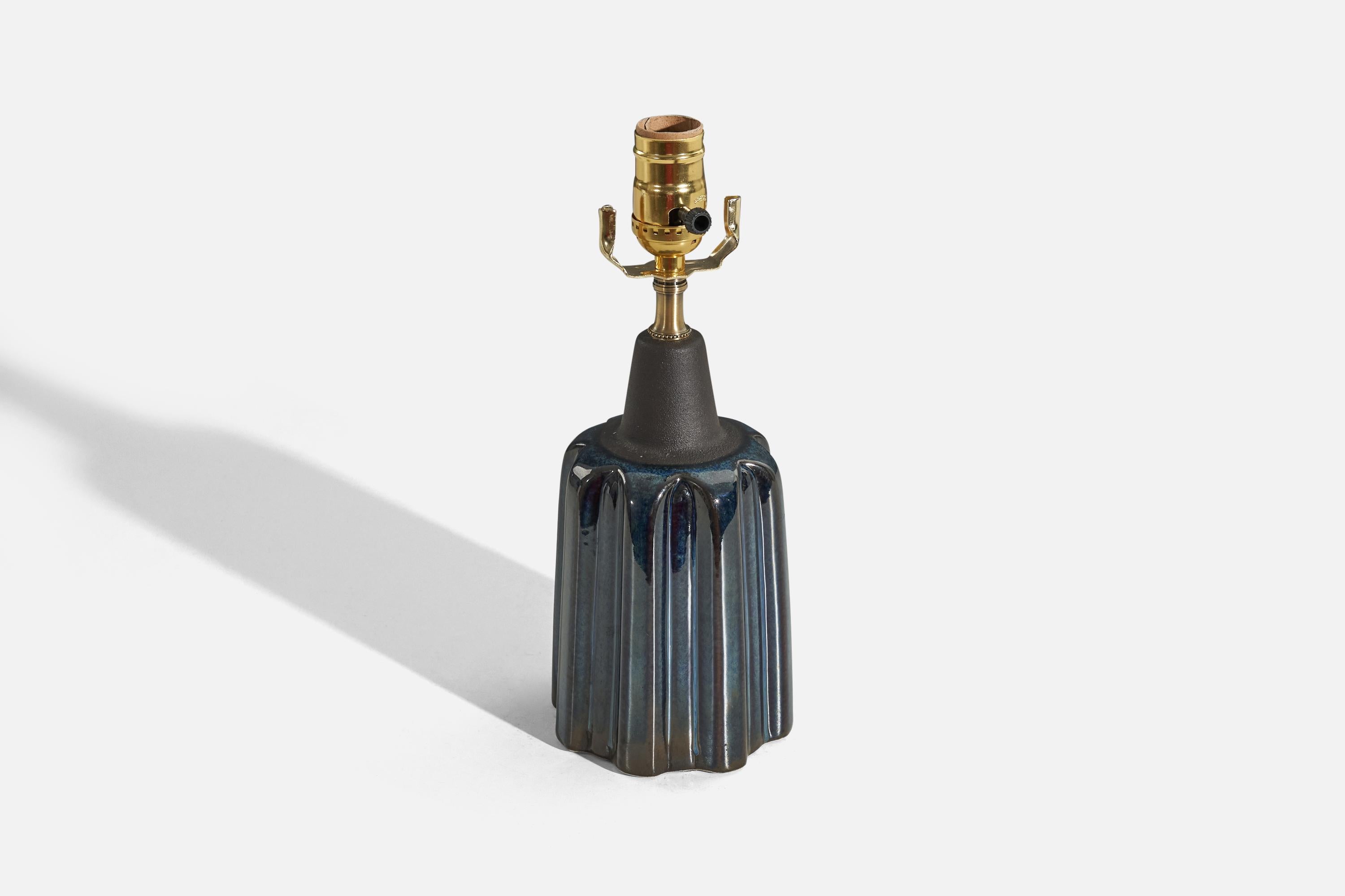 Søholm Stentøj, Table Lamp, Blue-Glazed Stoneware, Denmark, 1960s In Good Condition For Sale In High Point, NC