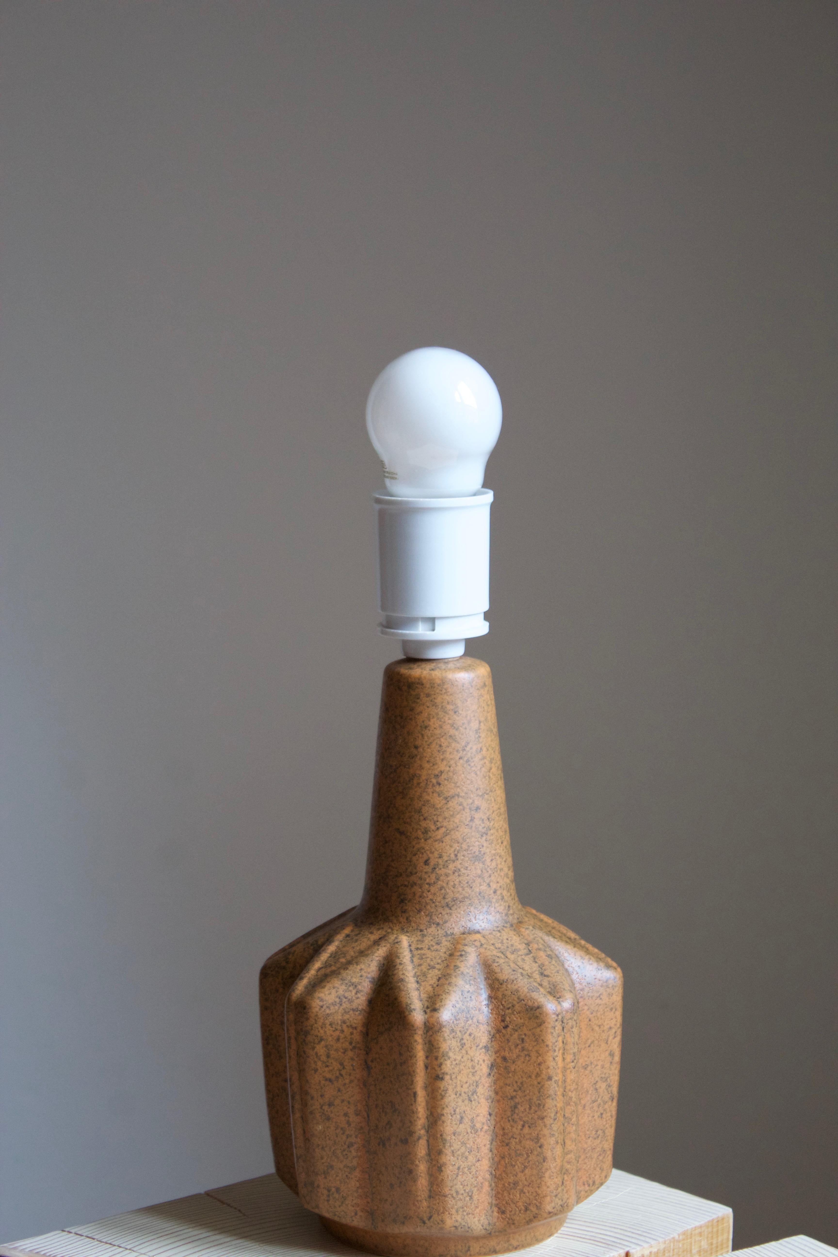 Danish Søholm Stentøj, Table Lamp, Glazed Incised Stoneware, Bornholm, Denmark, 1960s