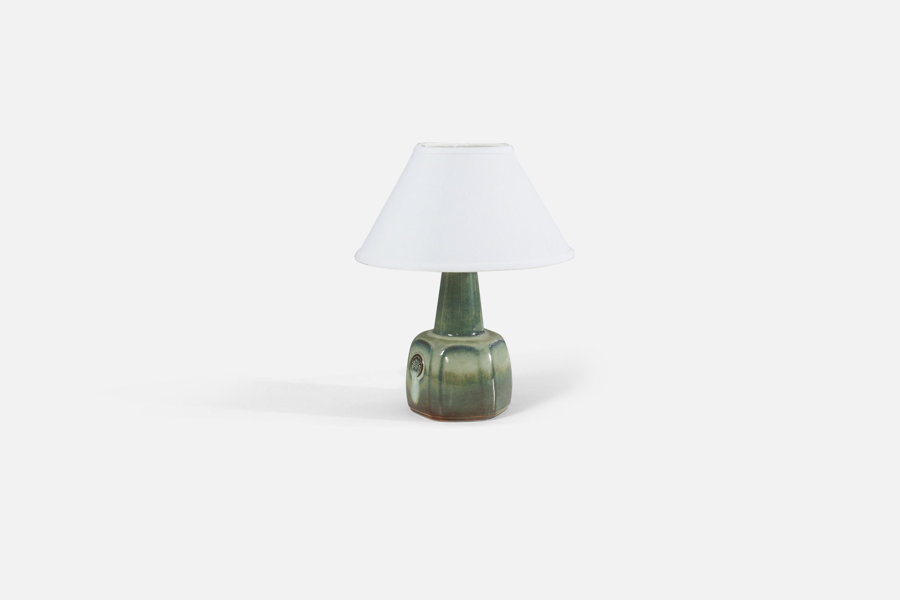 Mid-Century Modern Søholm Stentøj, Table Lamp, Green-Glazed Stoneware, Sweden, 1960s For Sale