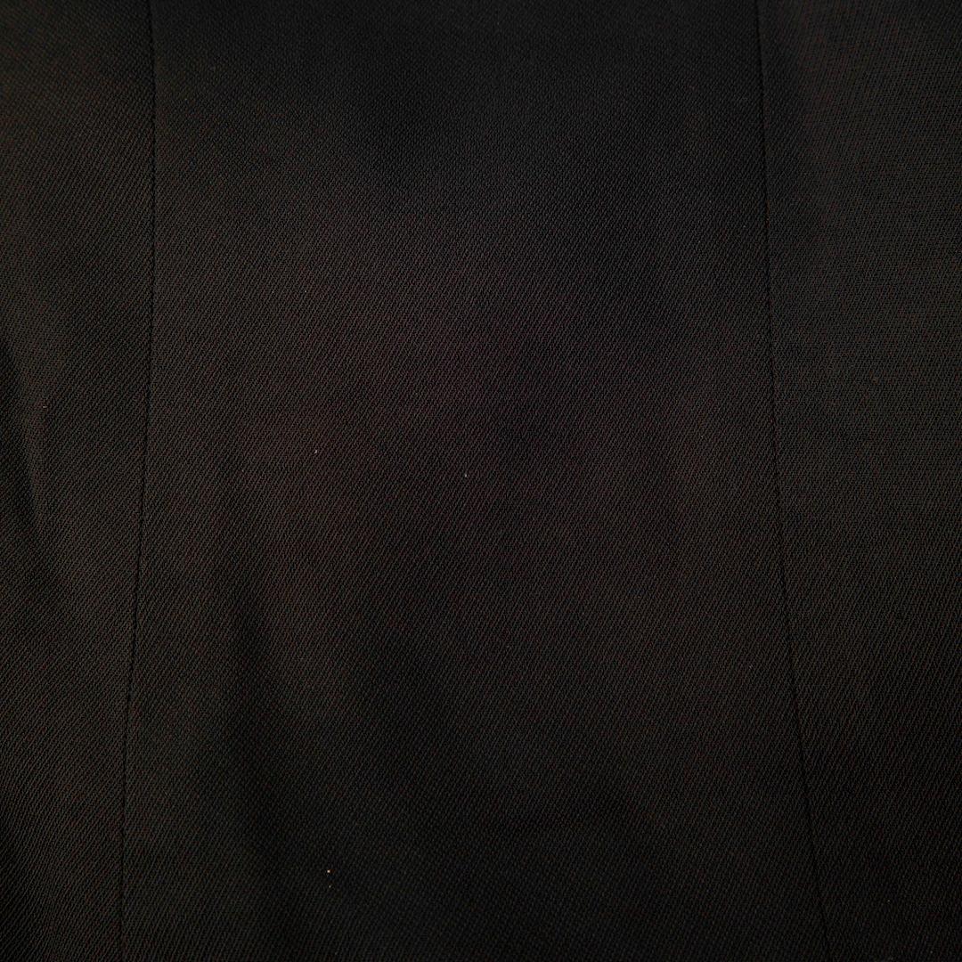 Noir Shona Joy Mini robe noire à nouer sur le devant Taille M en vente