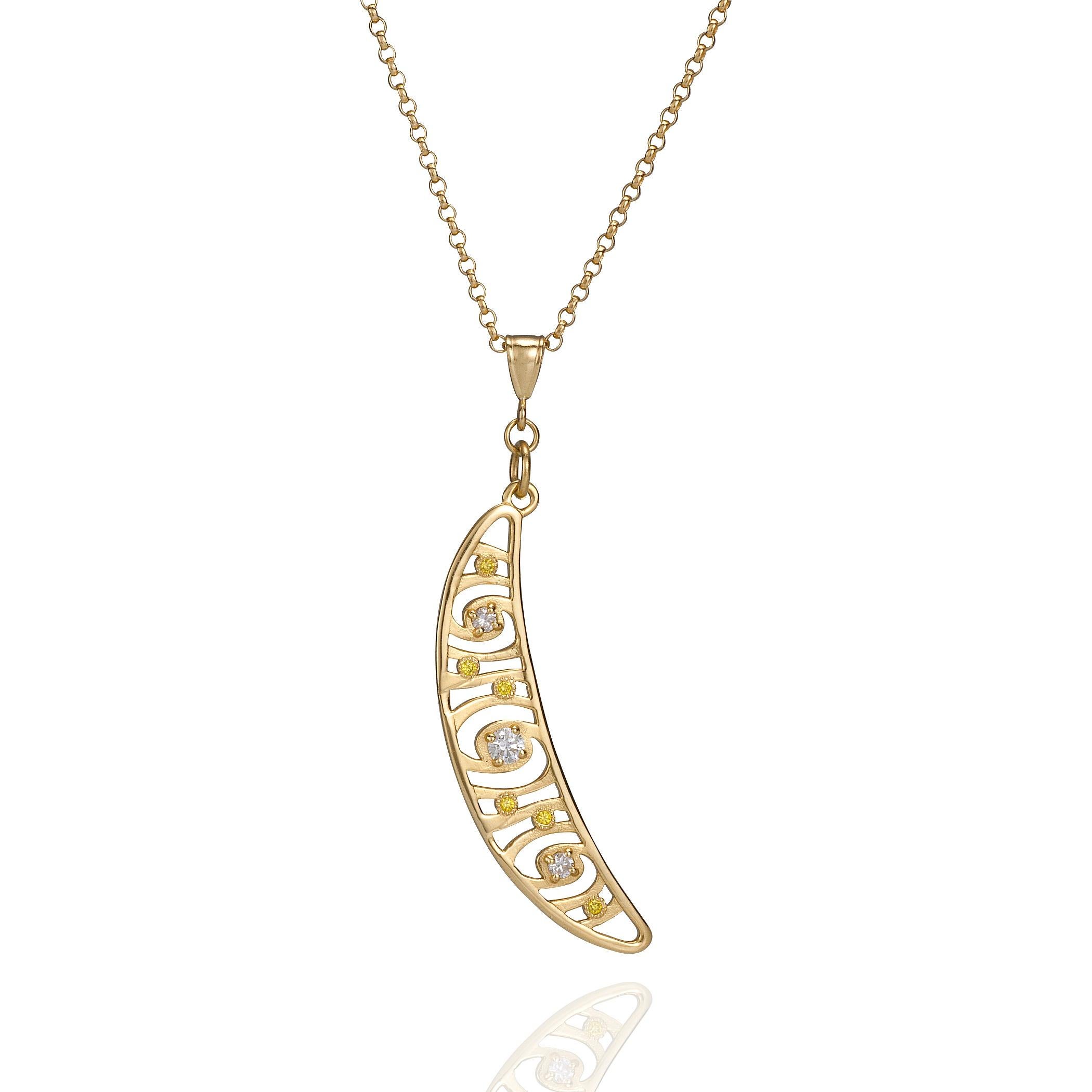 Contemporary Shooting Star Pendant Necklace in Gold with Diamonds For Sale