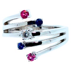 Shooting Stars 14 Karat Weißgold Cocktail- Wave-Ring mit blauem, rosa Saphir und Diamant
