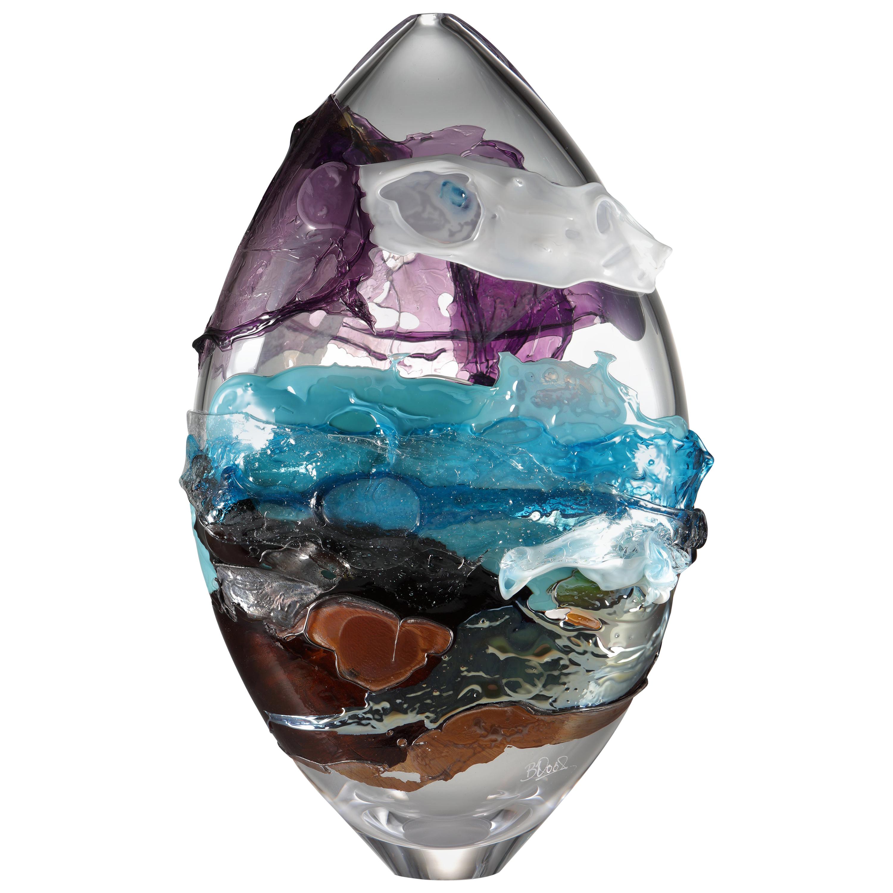 Shore II, eine Vase aus blauem, lila, braunem und gemischtem Glas von Bethany Wood