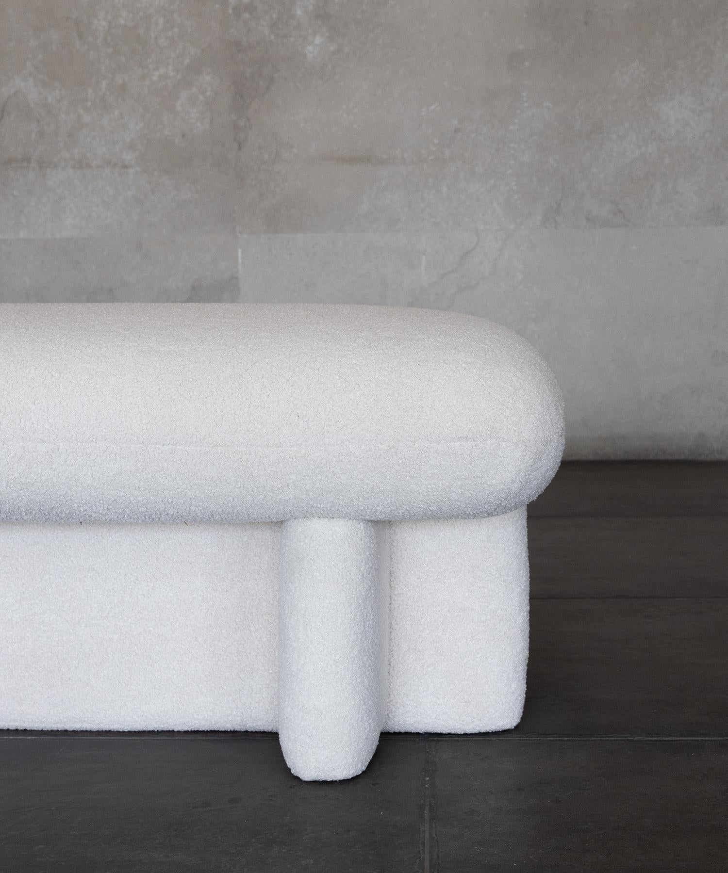 Moderno Panca da pranzo SHORN - Soft White Calm Boucle di SHO MODERN in vendita
