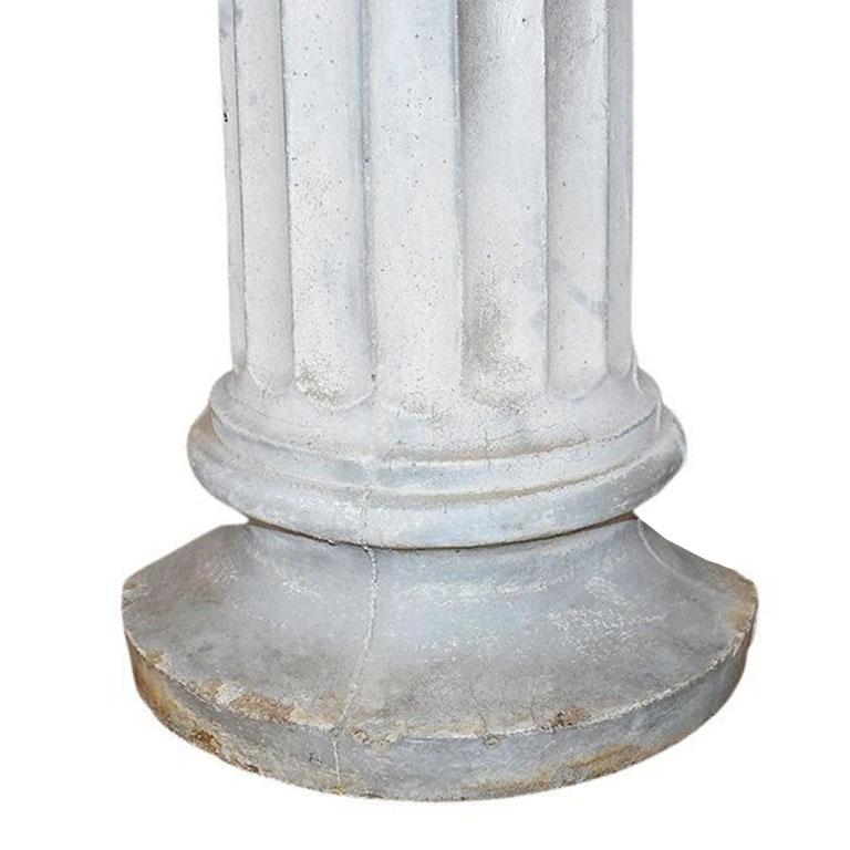 Short Architectural Rustic Greek Concrete Corinthian Column 20th Century In Good Condition For Sale In Oklahoma City, OK