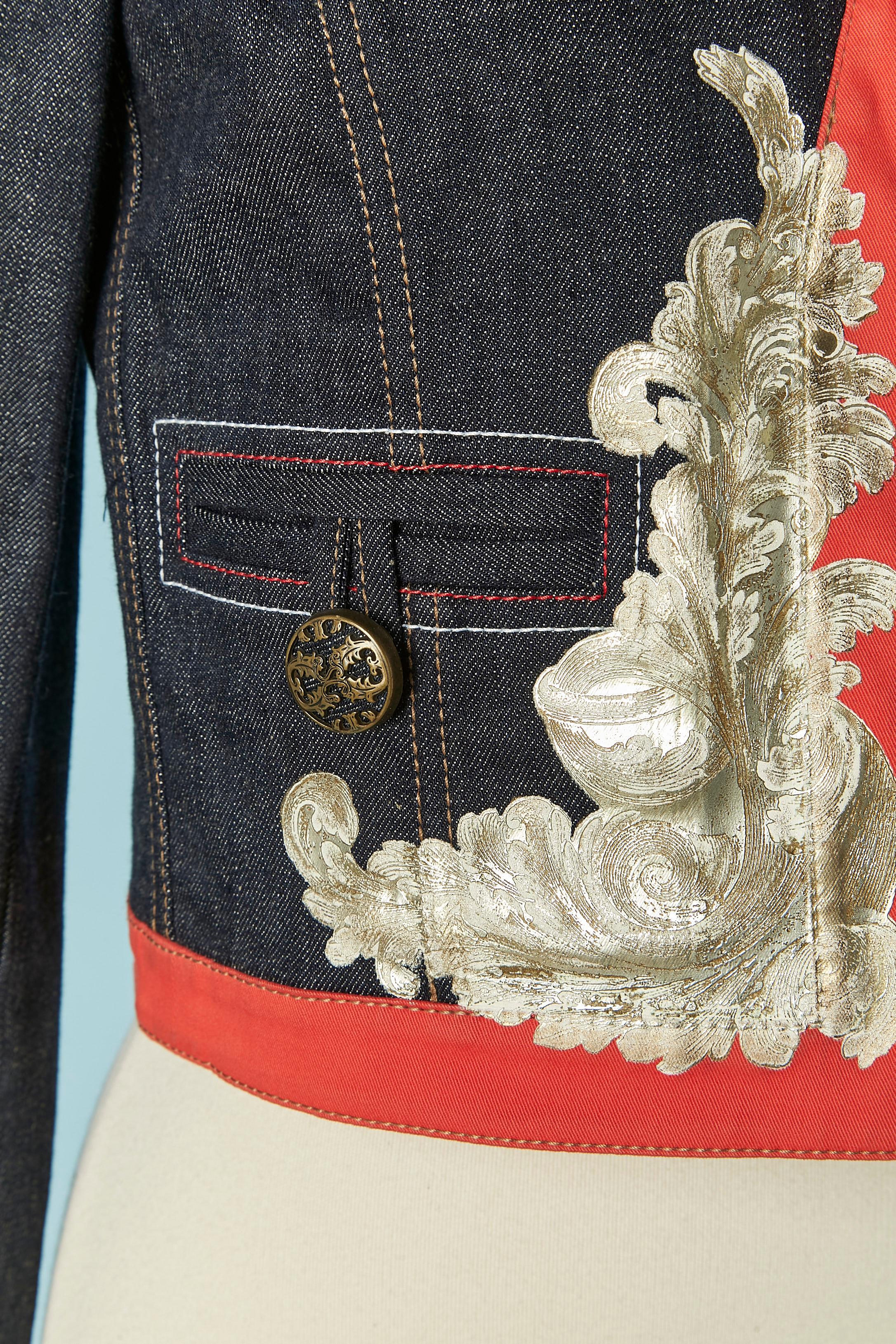 Short denim jacket with red piping and gold appliqué JUST CAVALLI In Excellent Condition For Sale In Saint-Ouen-Sur-Seine, FR