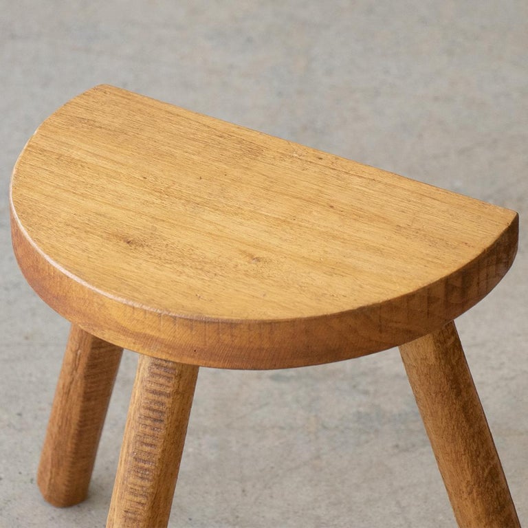 Short French Light Oak Tripod Stool For Sale at 1stDibs