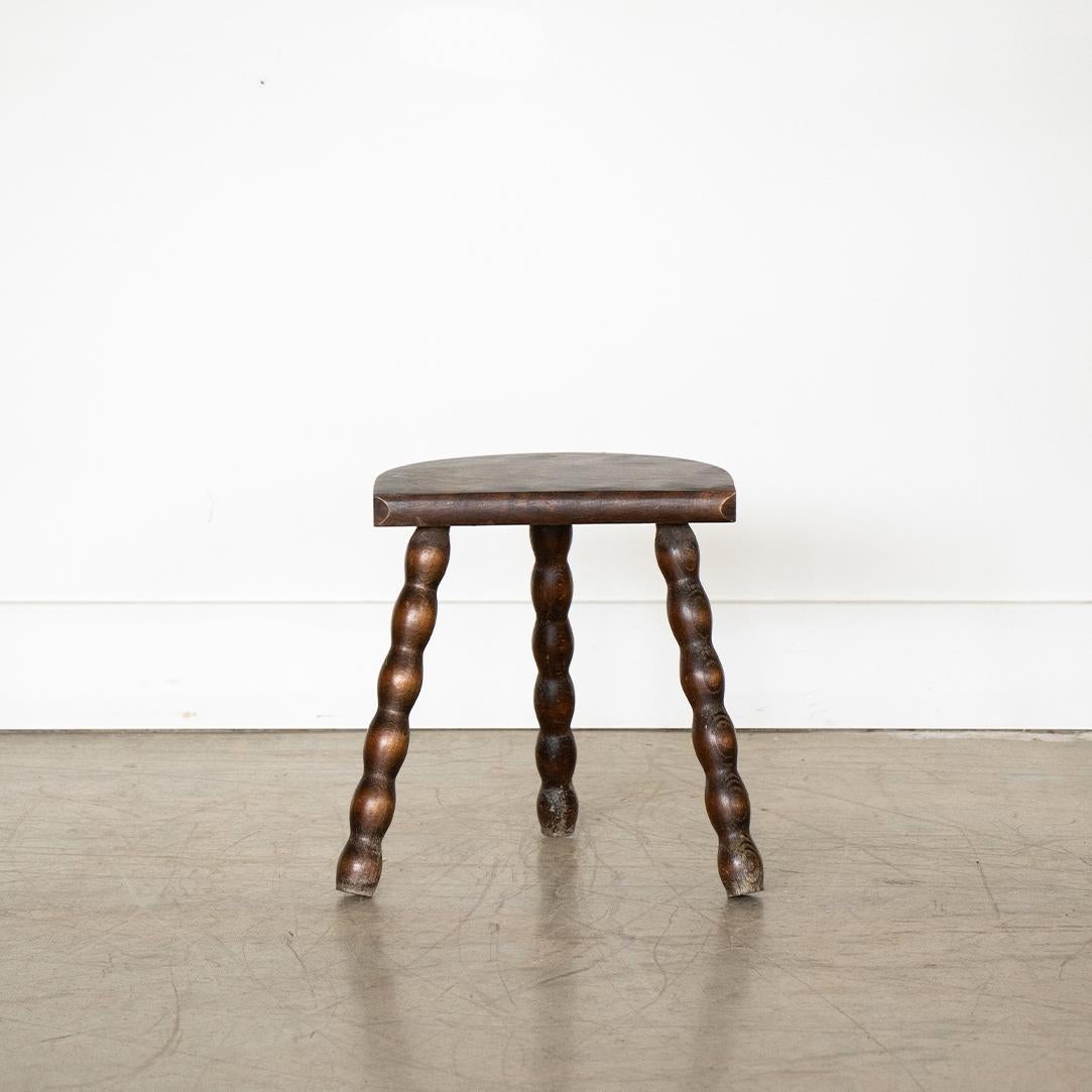 Short French Wood Tripod Stool In Good Condition In Los Angeles, CA