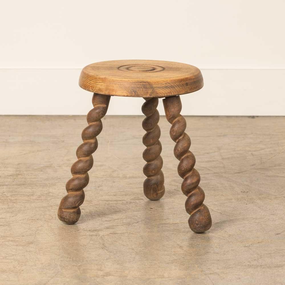 XX secolo Sgabello francese corto a treppiede in Wood in vendita