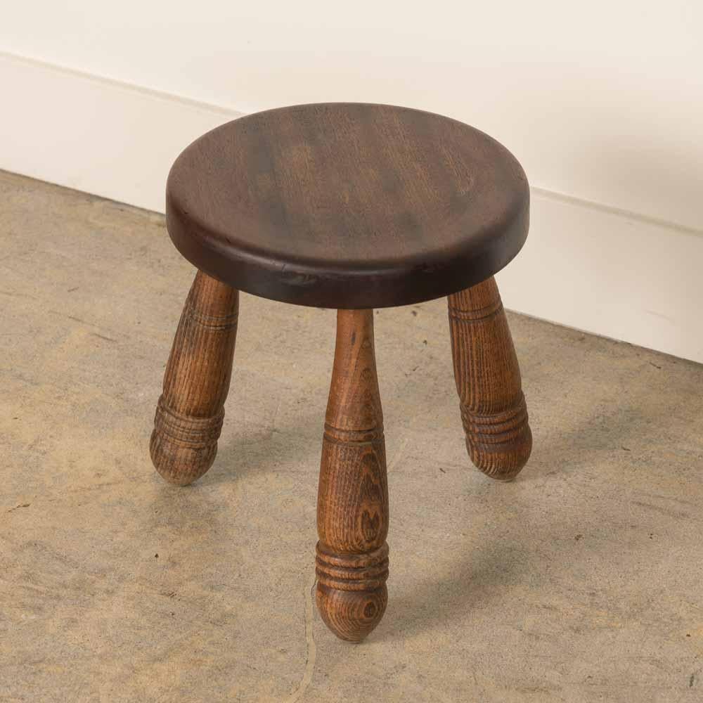 Legno Sgabello francese corto a treppiede in Wood in vendita