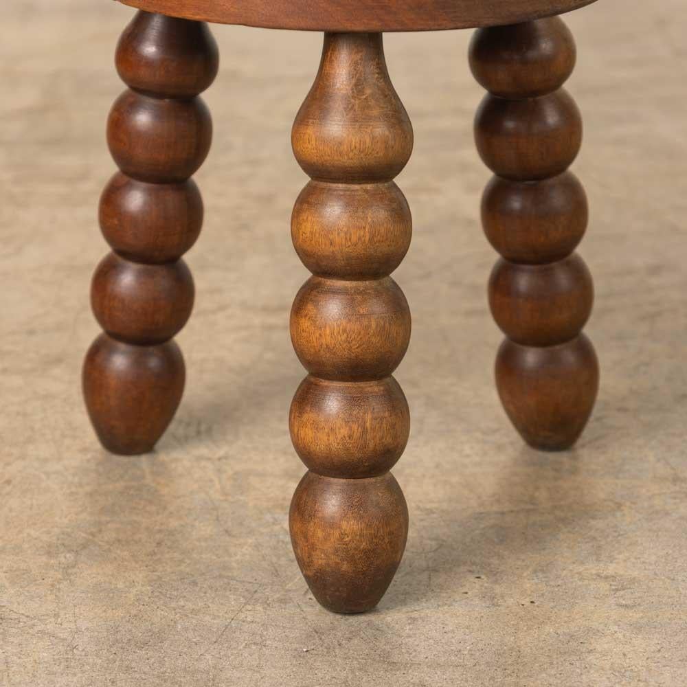 Sgabello francese corto a treppiede in Wood in vendita 3
