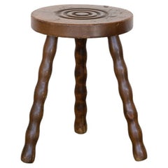 Tabouret tripode en bois français court