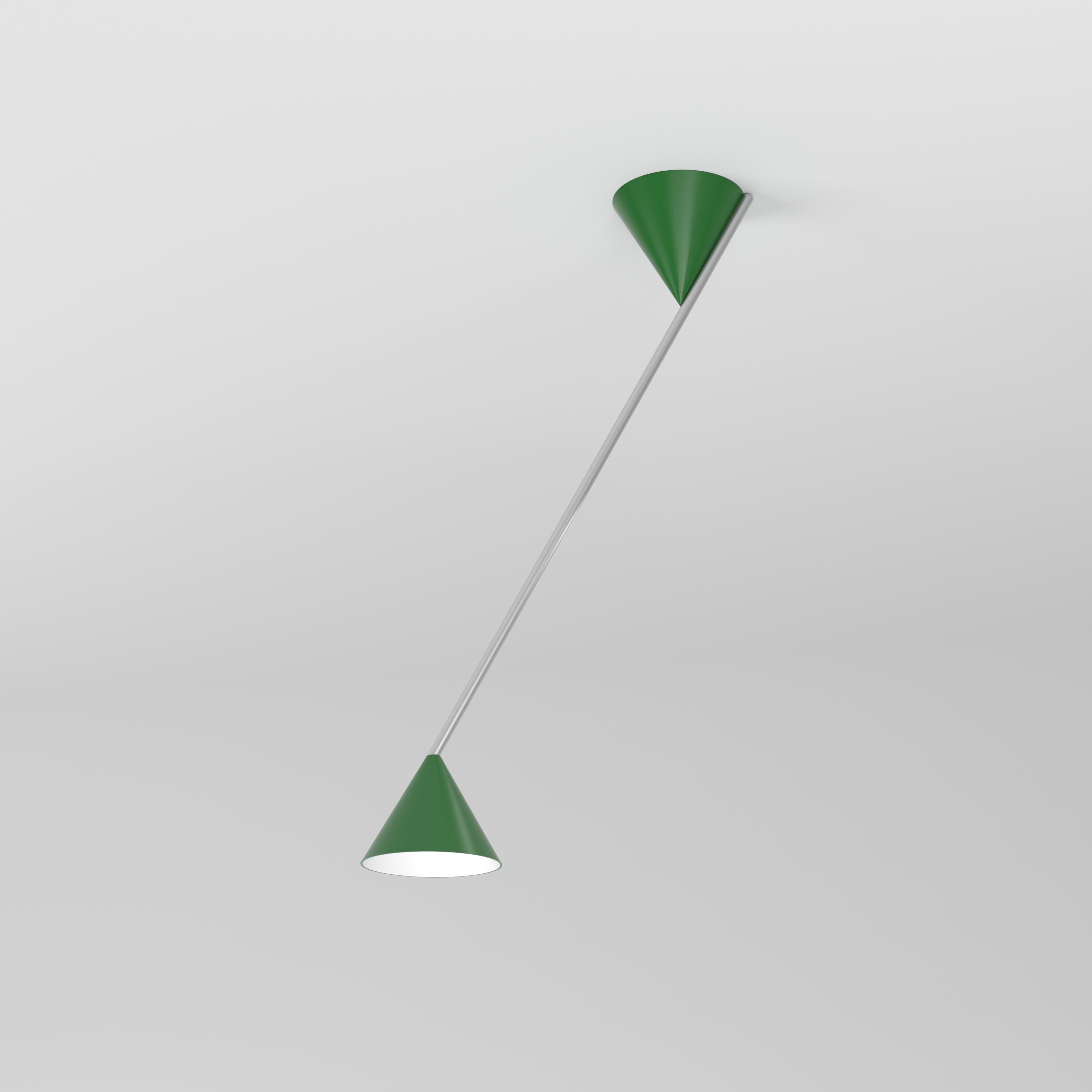 Plafoniera corta Greene & Greene Light di Atelier Ati
Dimensioni: D 18 x L 47 x H 80,5 cm.
Materiali: Nichel, metallo verniciato a polvere.

Disponibile in ottone o nichel.
Disponibile con riflettore in ottone o bianco.
Disponibile con coni neri,