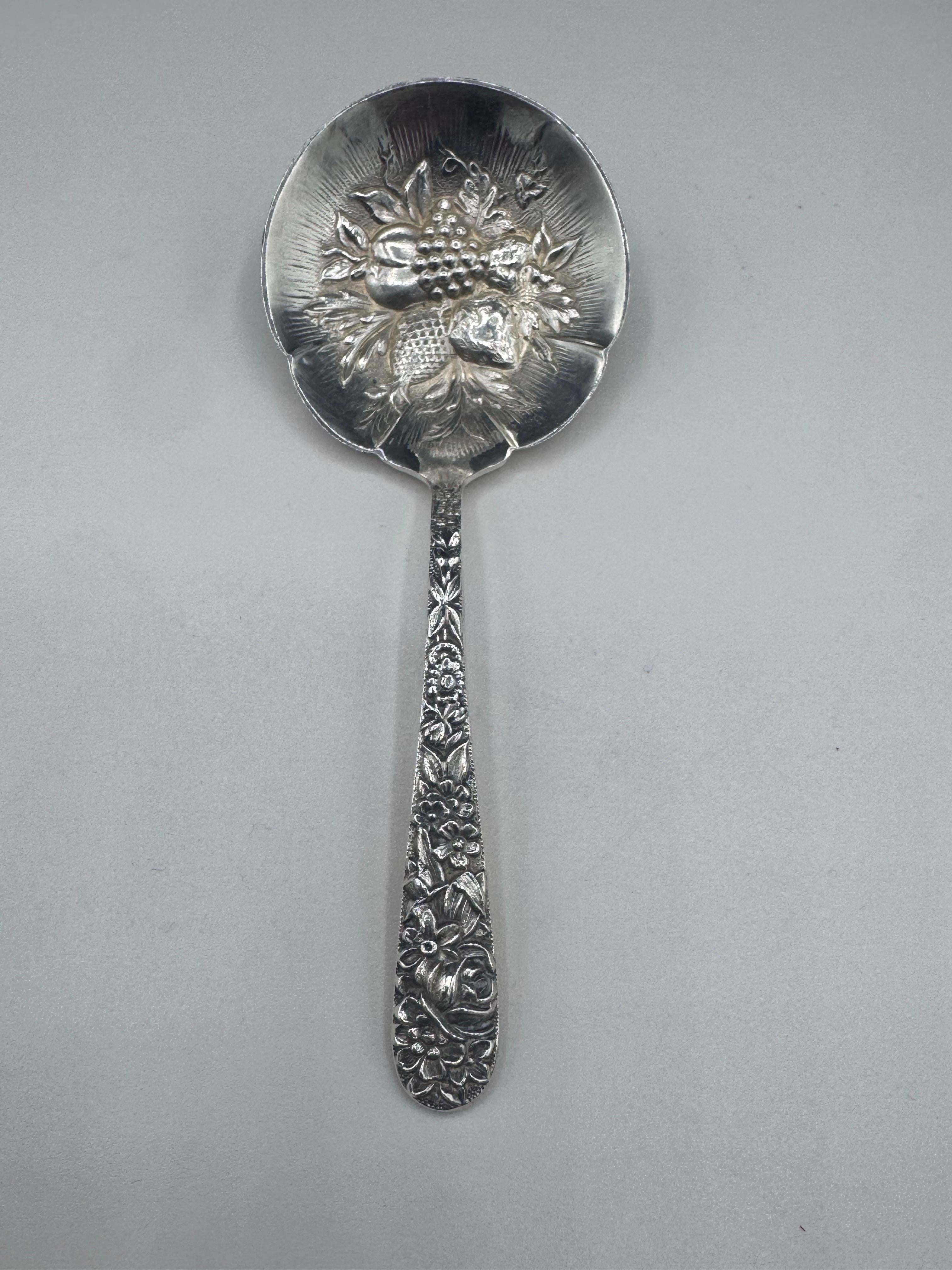 Cuchara de gelatina con mango corto de plata de ley repulida, 1930, S. Kirk & Son en venta 2