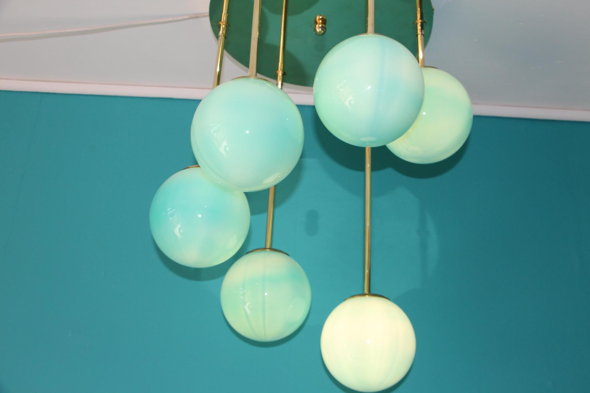 Short Midcentury Chandelier in Brass and Turquoise Blue 6 Murano Glass Globes  For Sale 4